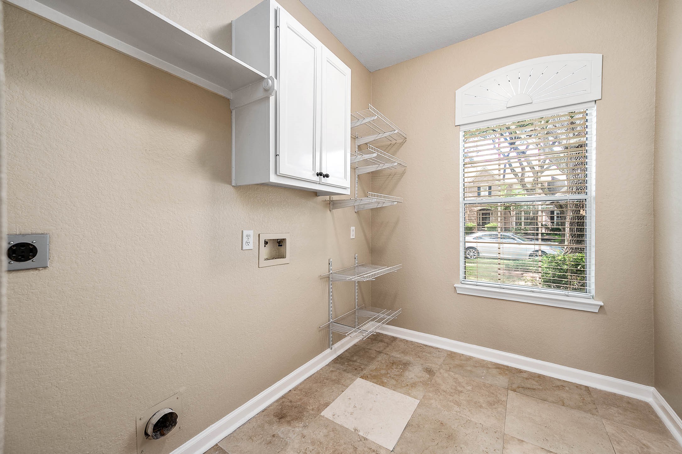 13 Turtle Creek Manor Property Photo 17