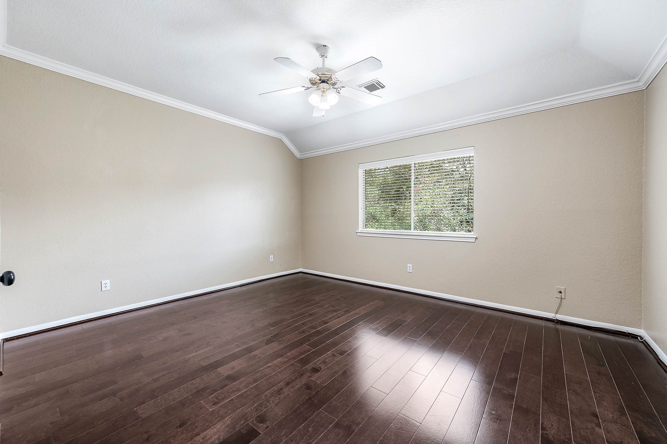 13 Turtle Creek Manor Property Photo 29