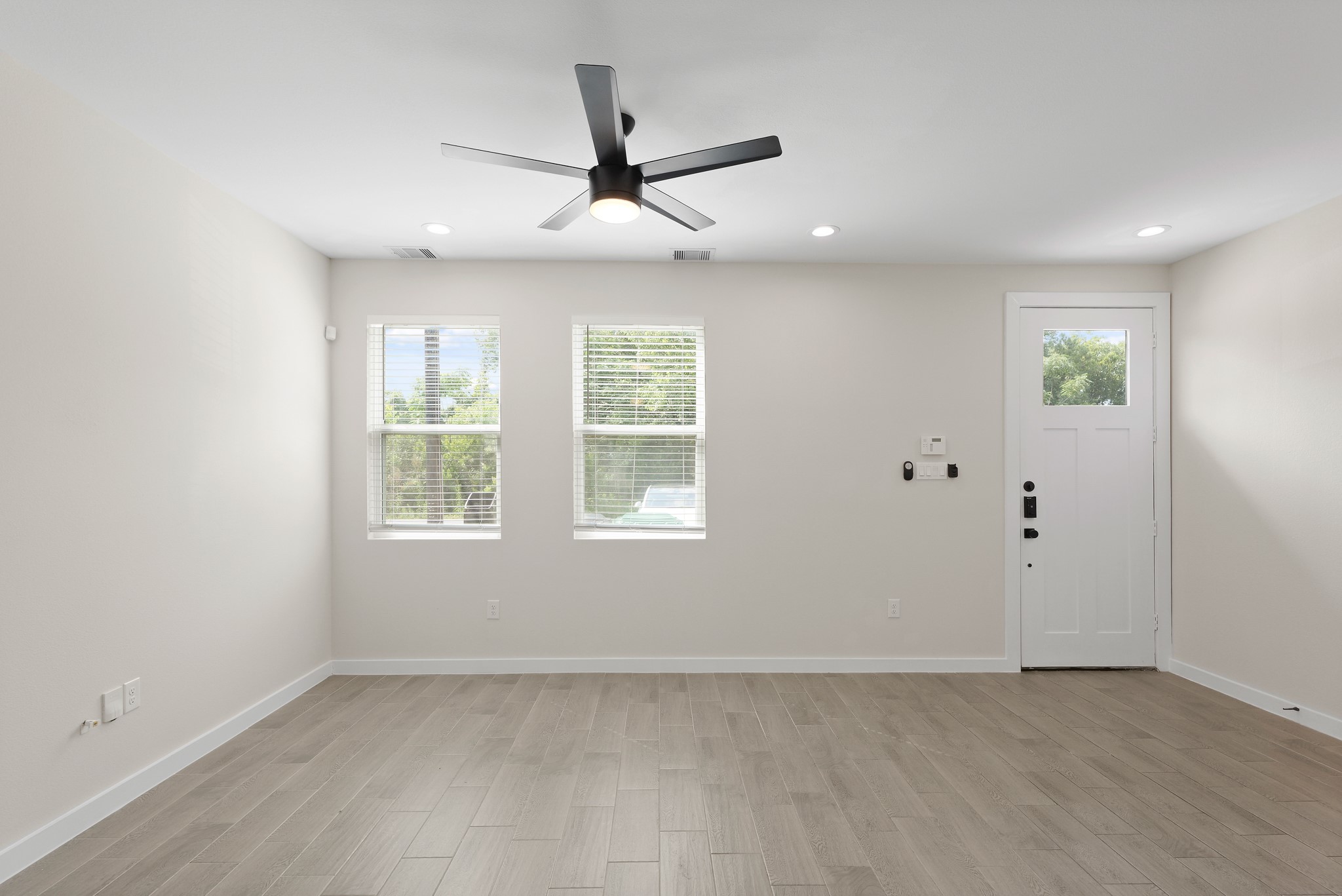 5544 Shreveport Boulevard B Property Photo 11