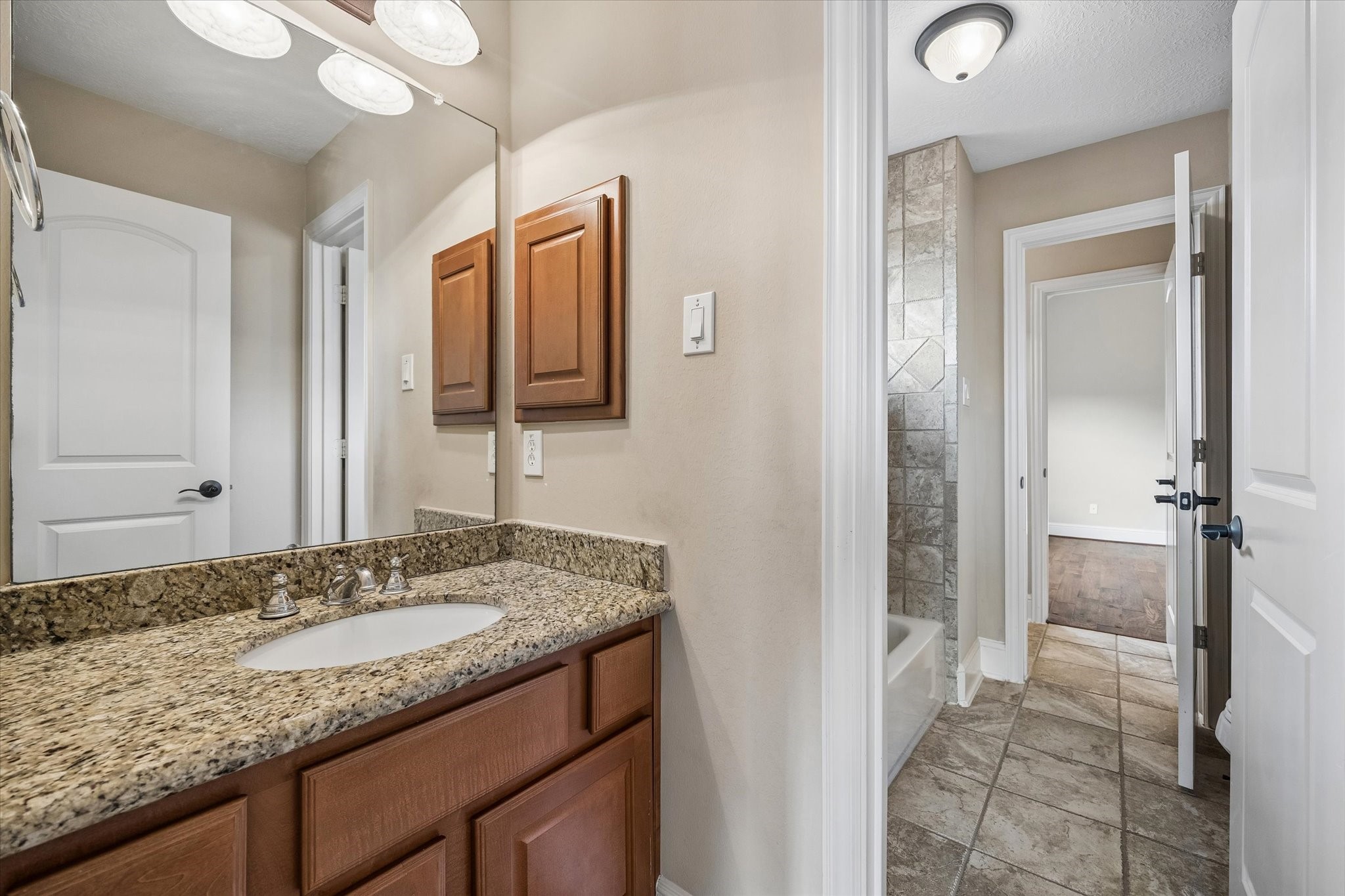 18910 Villa Bergamo Lane Property Photo 8