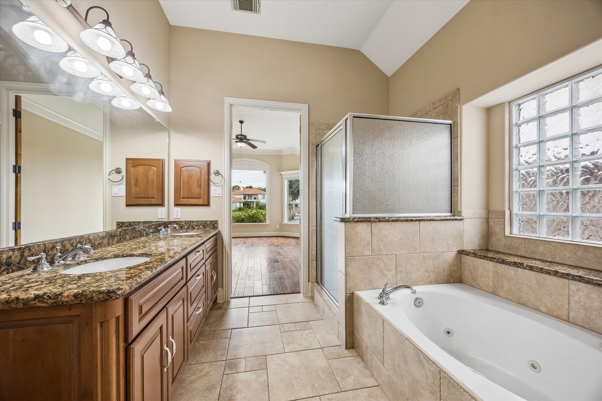 18910 Villa Bergamo Lane Property Photo 17