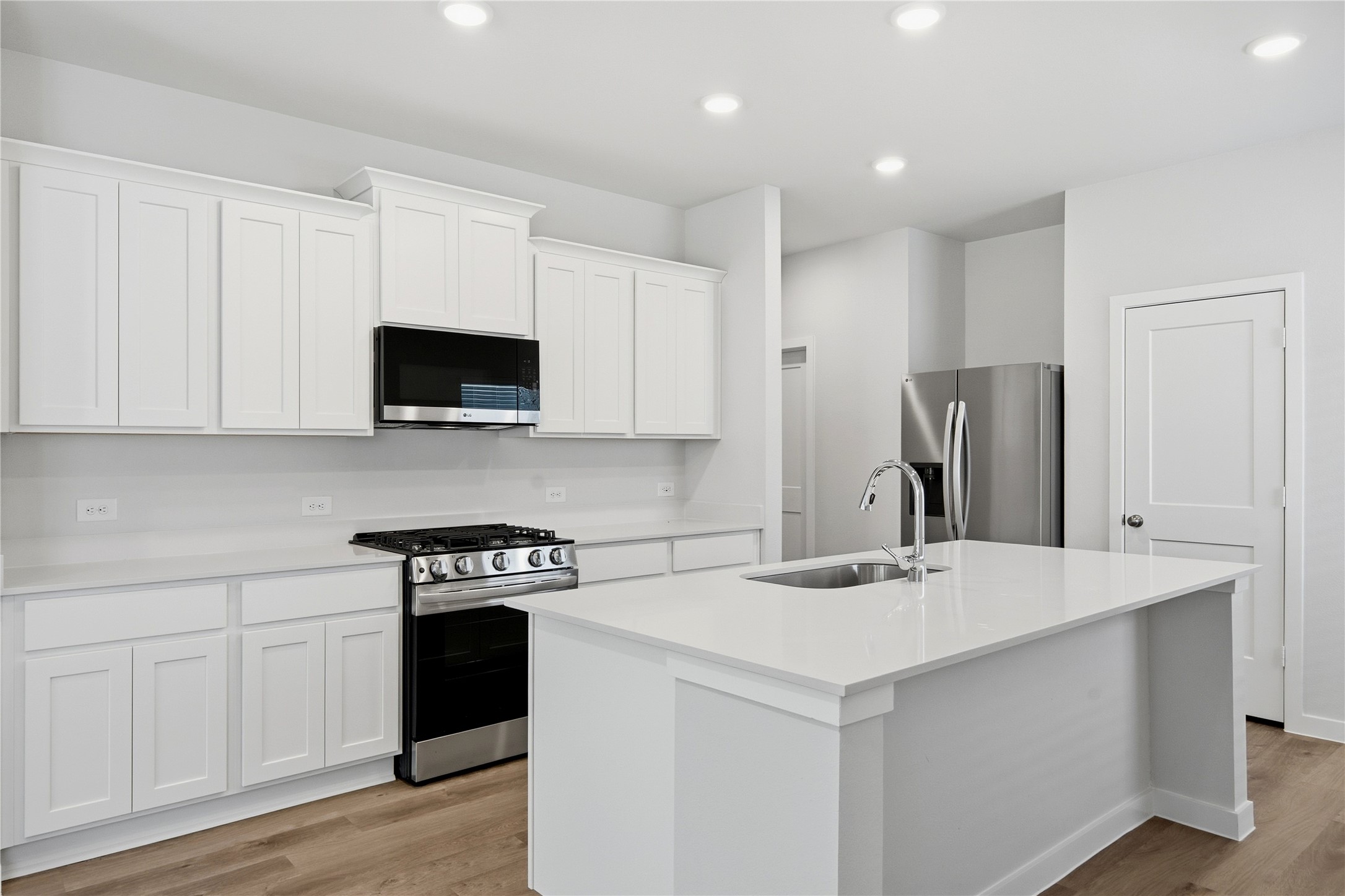 20867 Wildbird Cherry Lane Property Photo 8