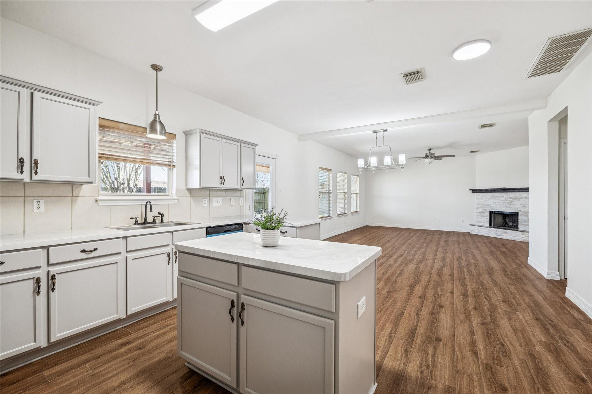 4534 Marquis Avenue, Baytown Tx 77521 Property Photo 14