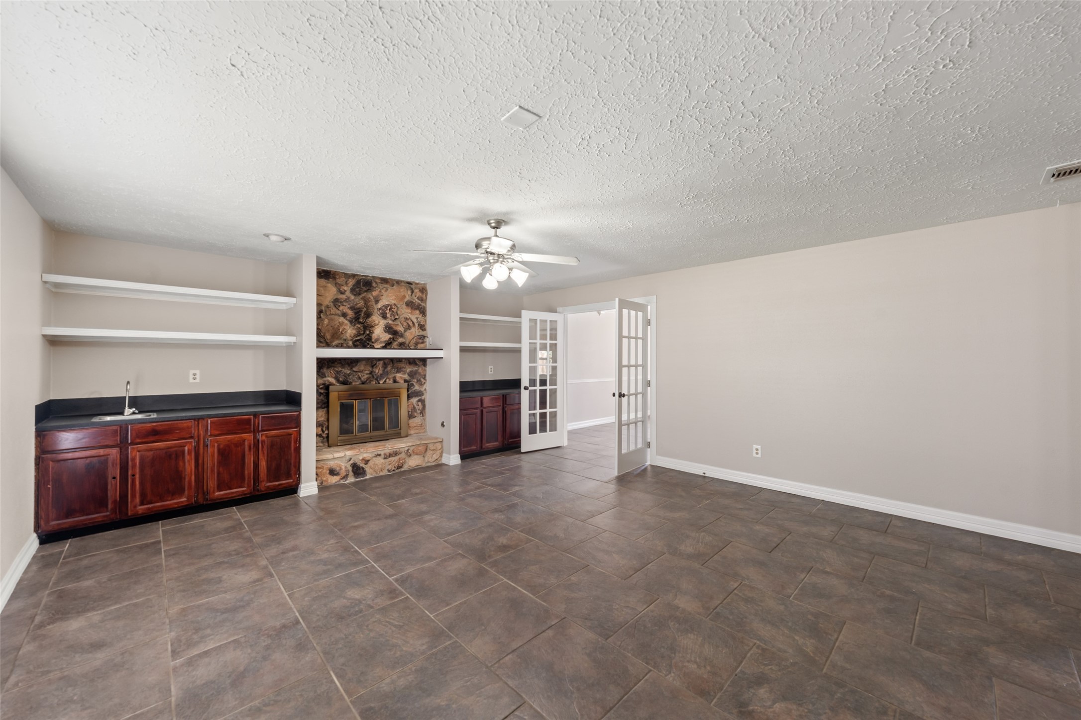 22303 Meadowrock Drive Property Photo 13