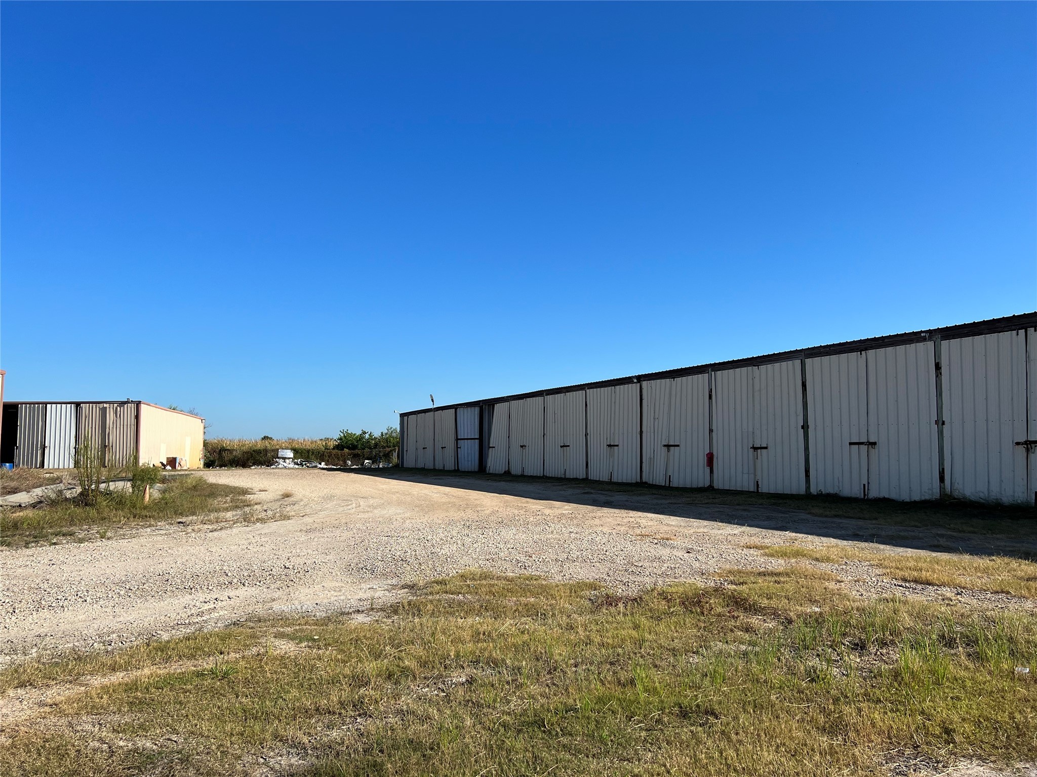 3320 Highway 332 Property Photo 7