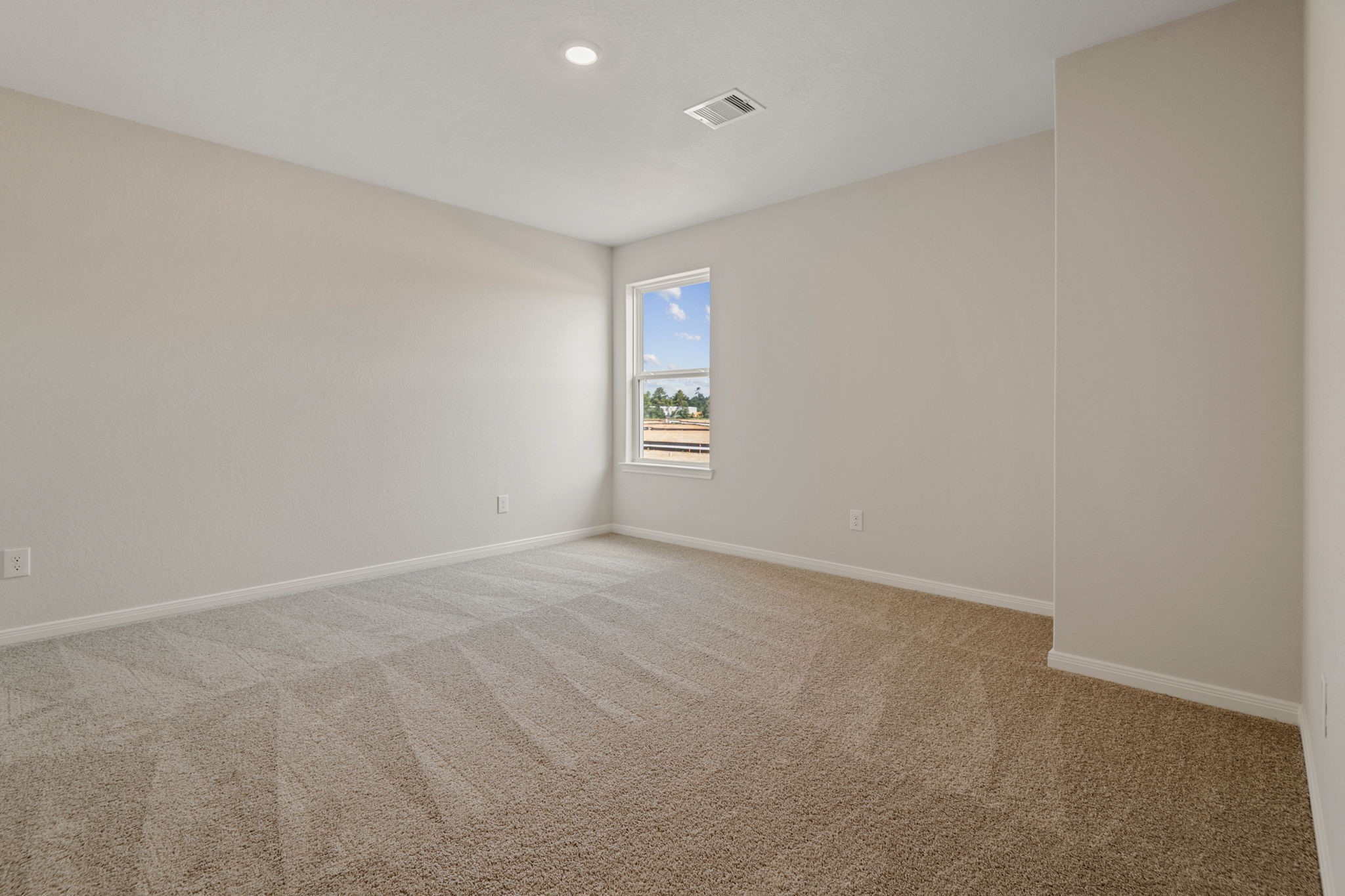 16483 Honeysuckle Hill Drive Property Photo 20