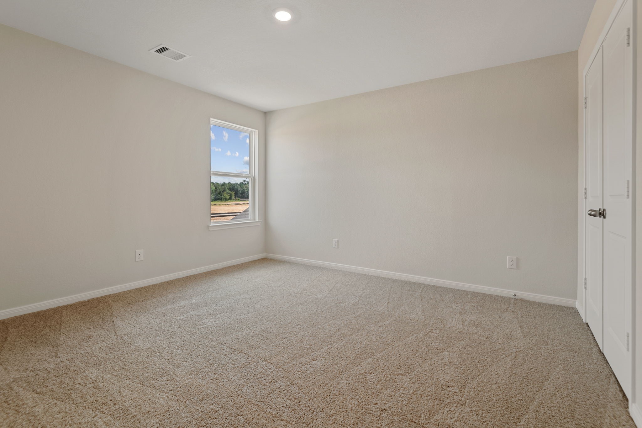 16483 Honeysuckle Hill Drive Property Photo 21