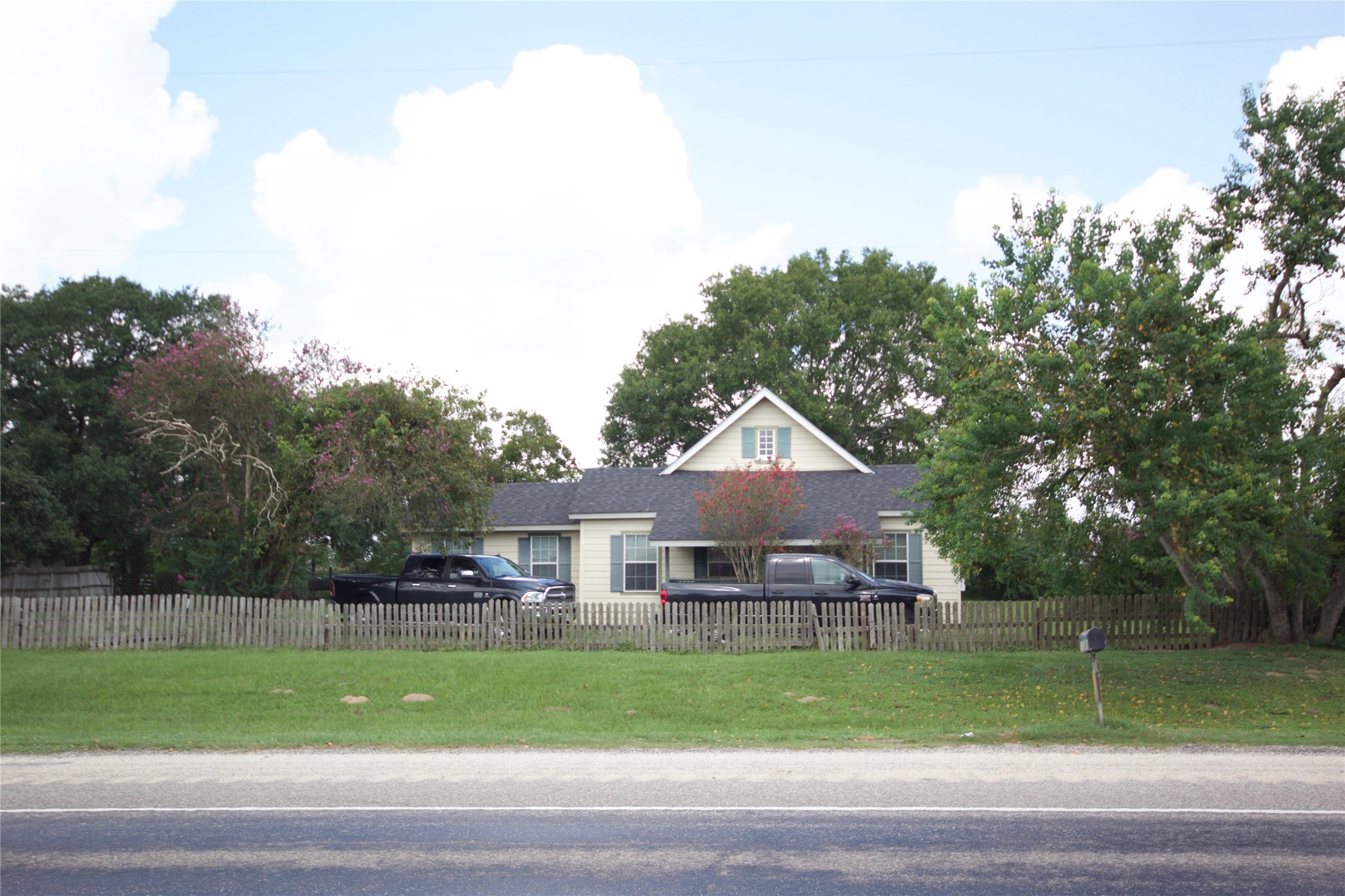 8 N Granville Street Property Photo 10