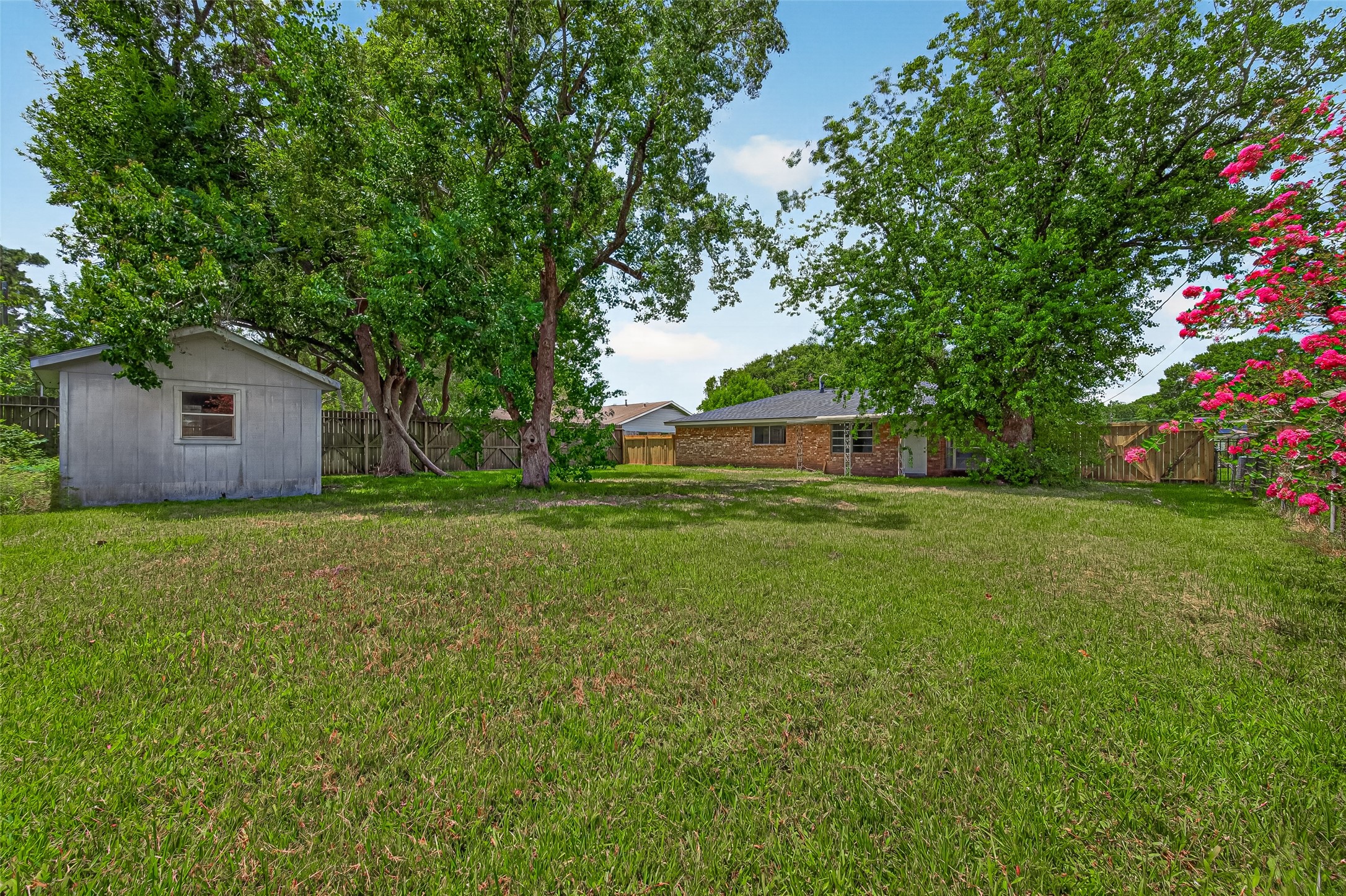 2013 Long Dr Property Photo 41