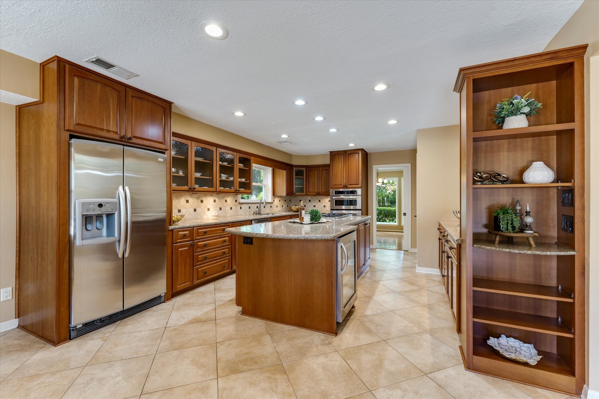 6735 Gentle Bend Drive Property Photo 14