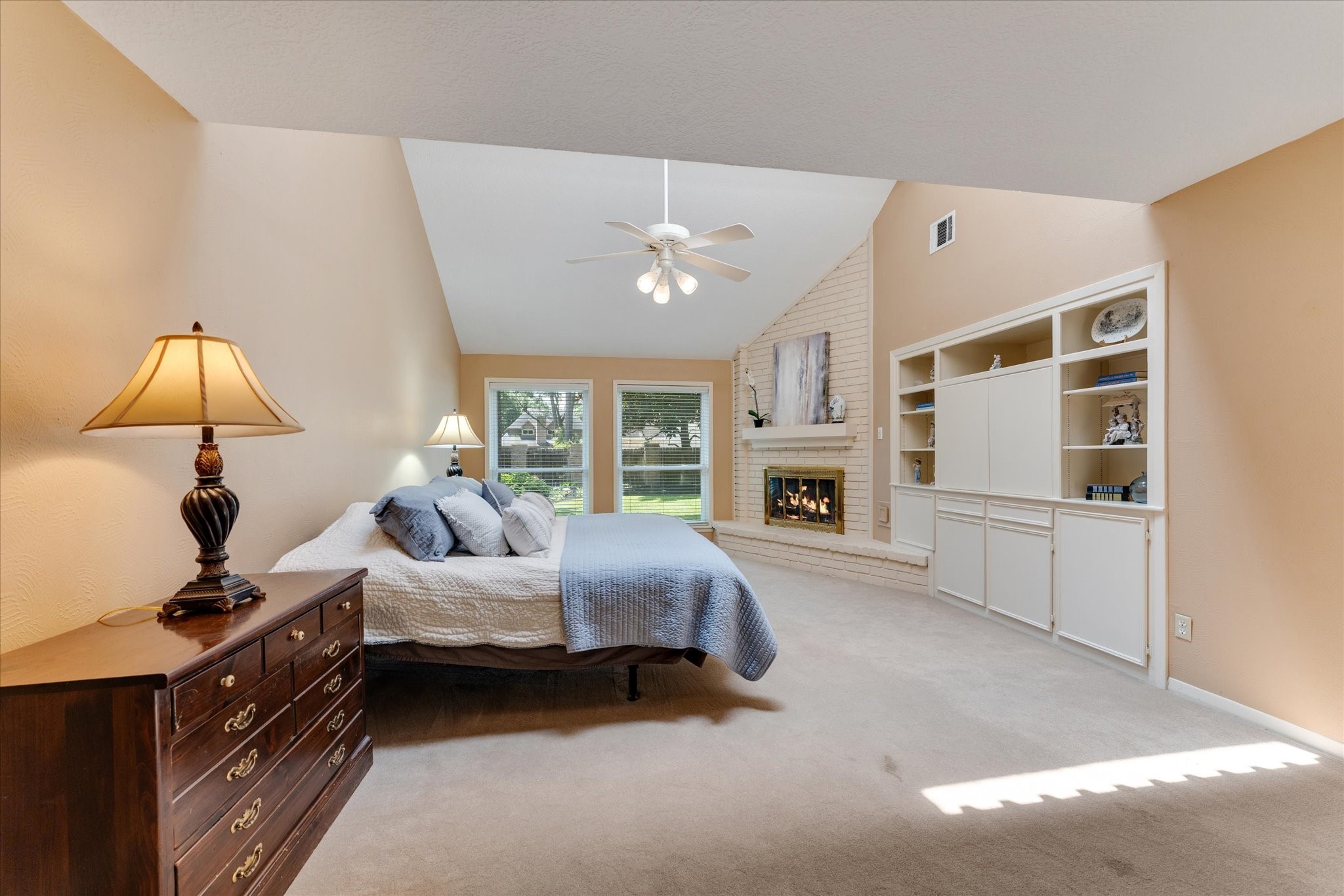 6735 Gentle Bend Drive Property Photo 22