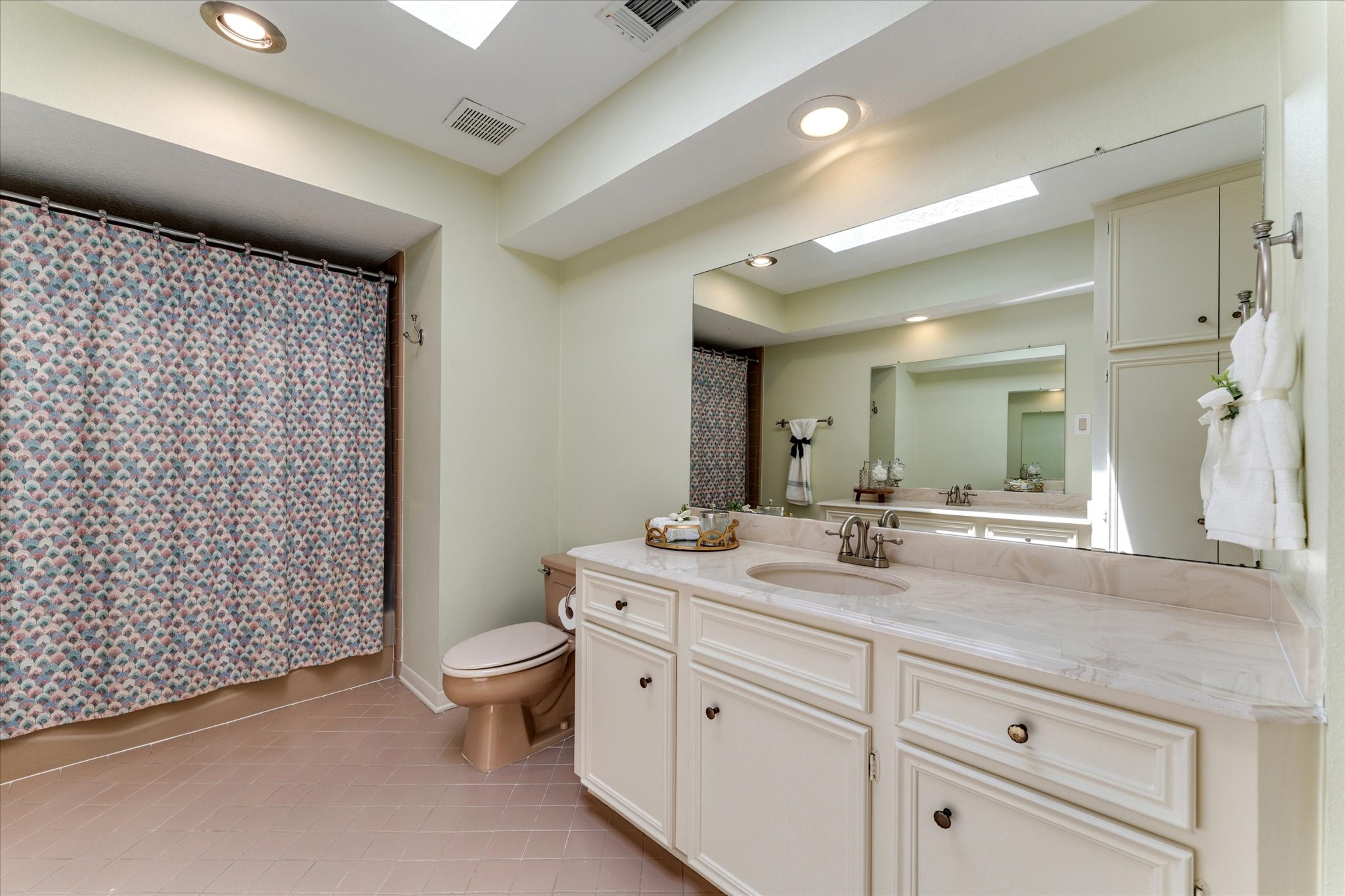 6735 Gentle Bend Drive Property Photo 35