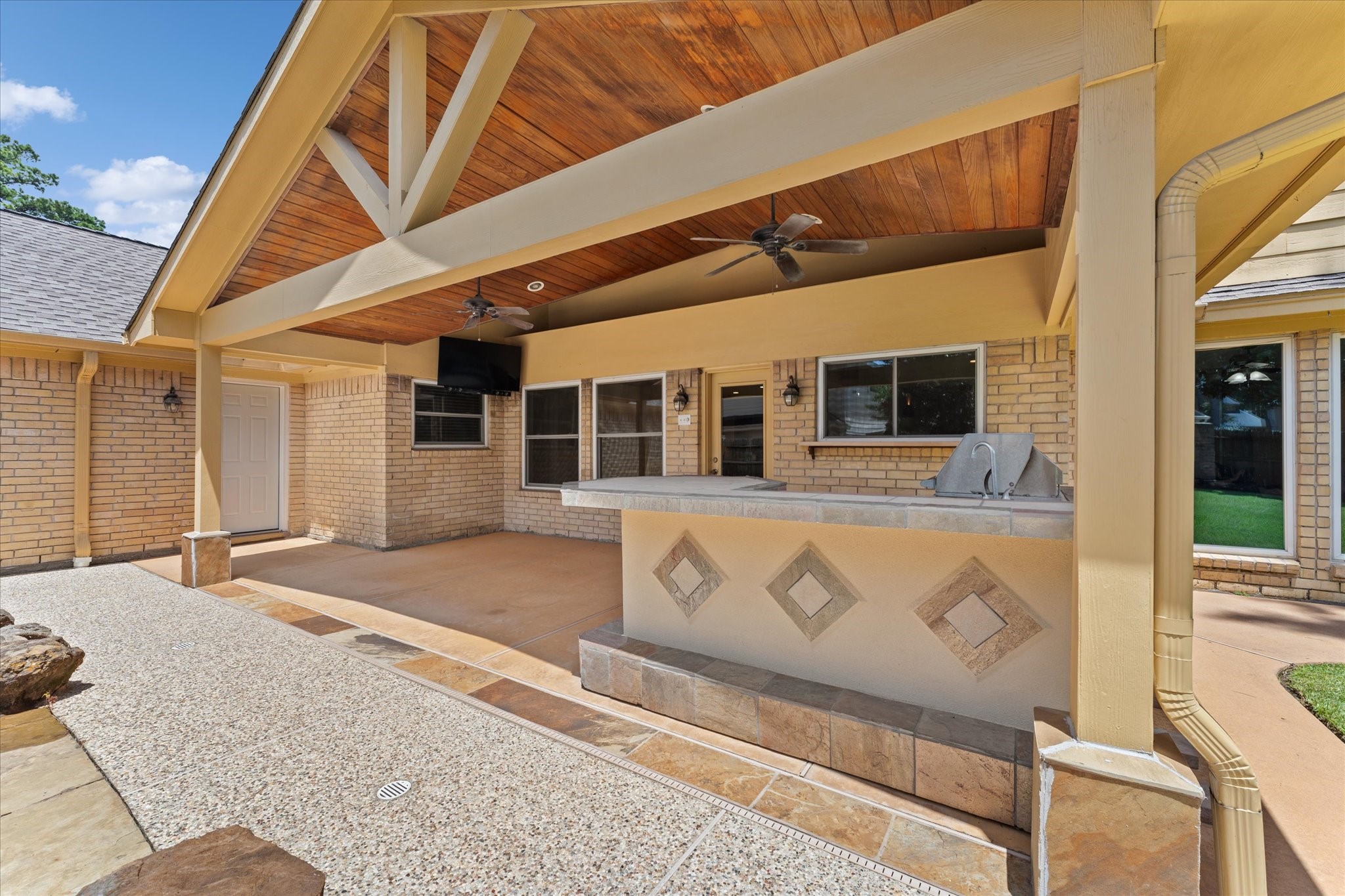 6735 Gentle Bend Drive Property Photo 44
