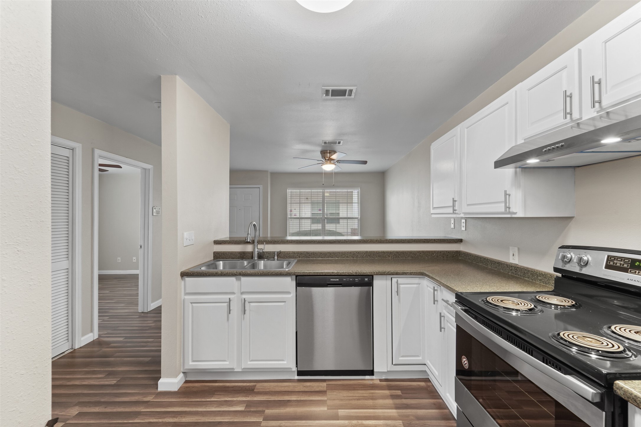 44422 Us 290 Business Streets 24 Property Photo 7