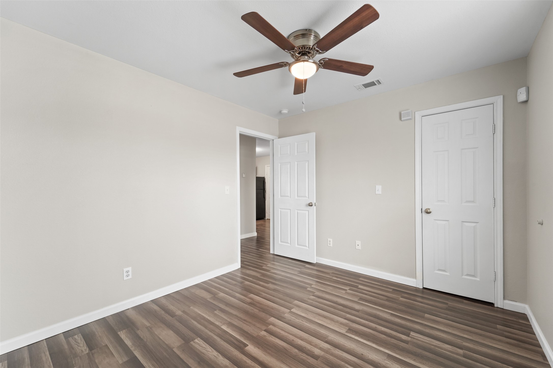 44422 Us 290 Business Streets 24 Property Photo 11