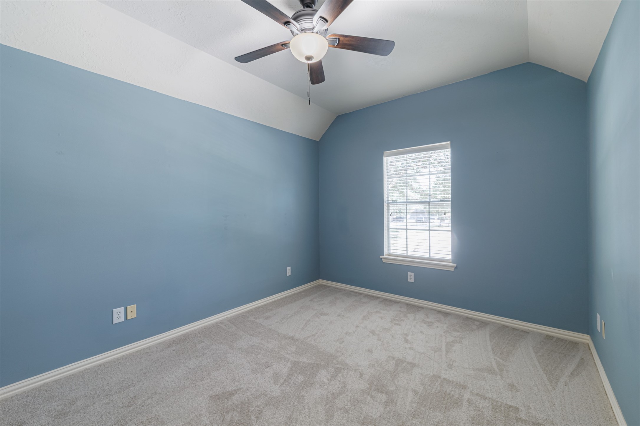 21723 Colonial Bend Lane Property Photo 24