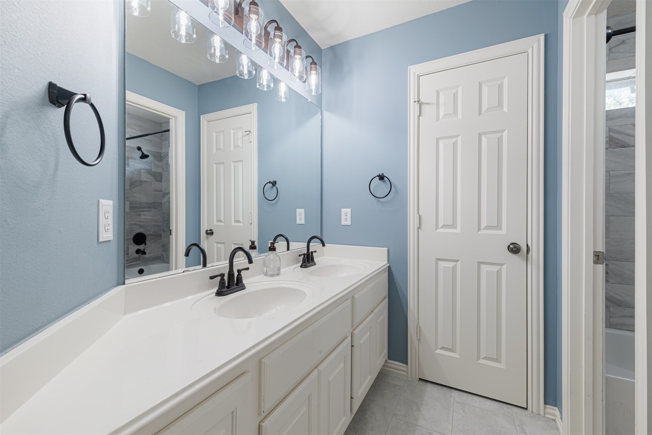 21723 Colonial Bend Lane Property Photo 27
