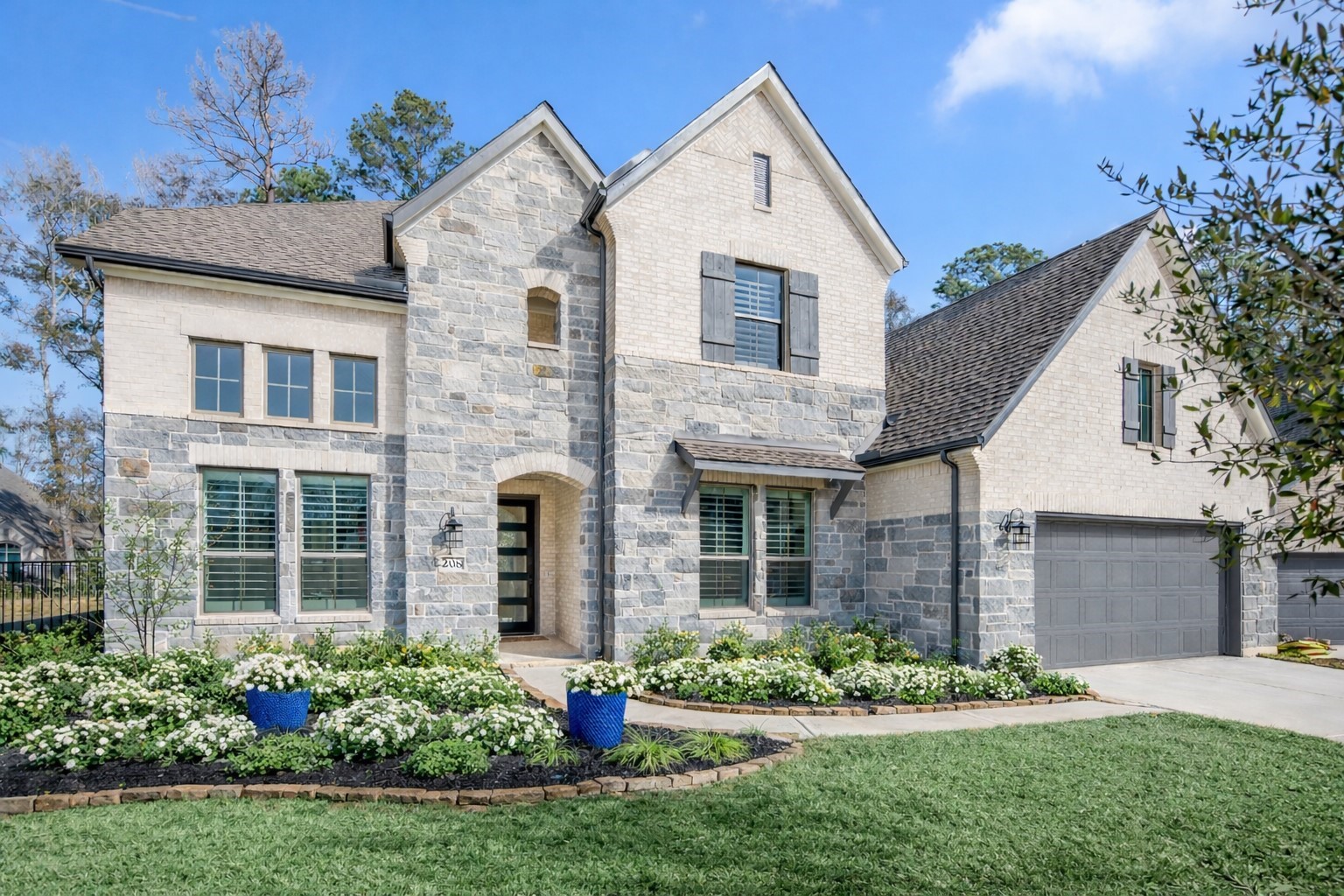 208 Twinflower Trail Court Property Photo 4