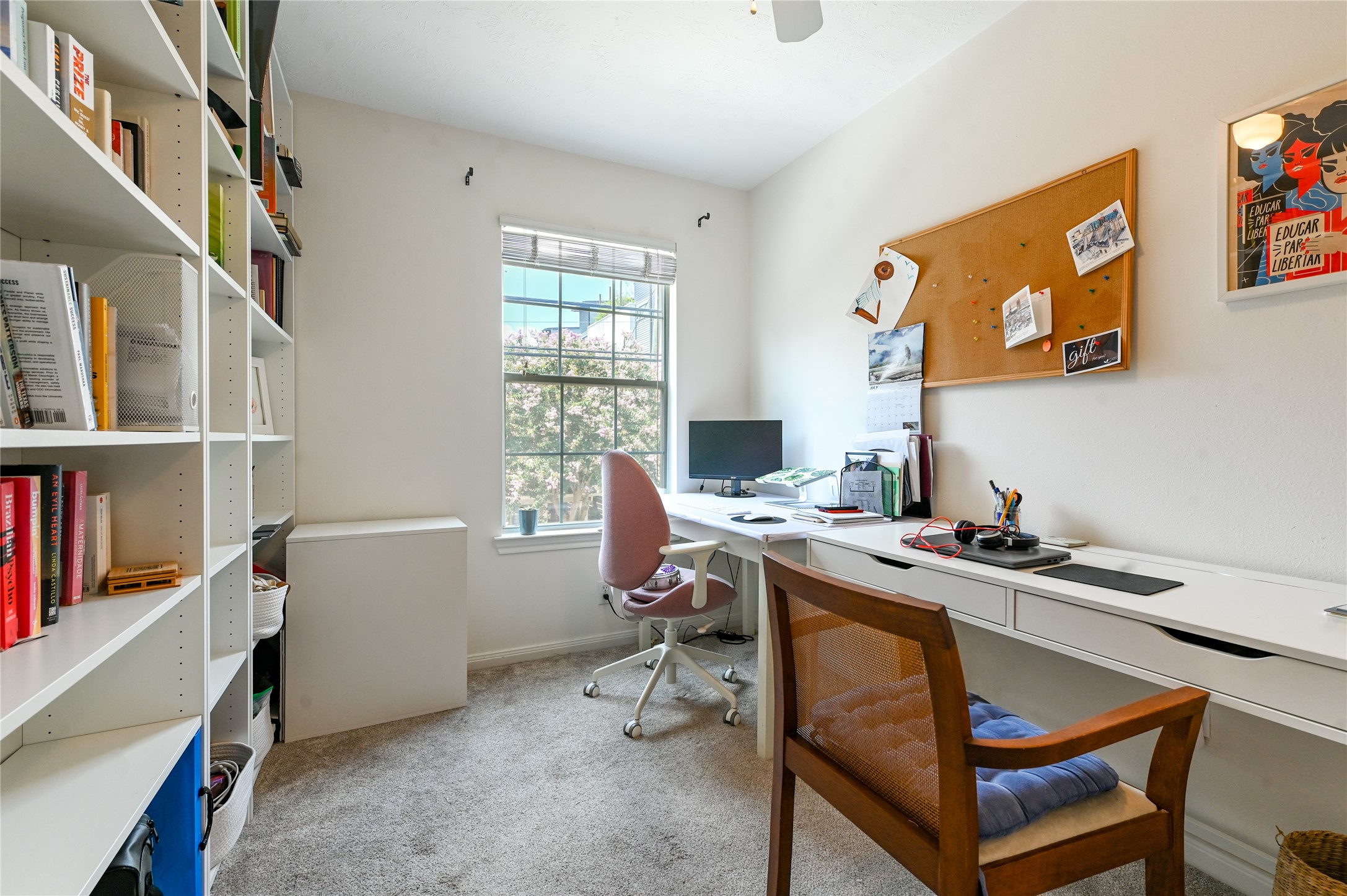 1004 Ruthven Street Property Photo 14