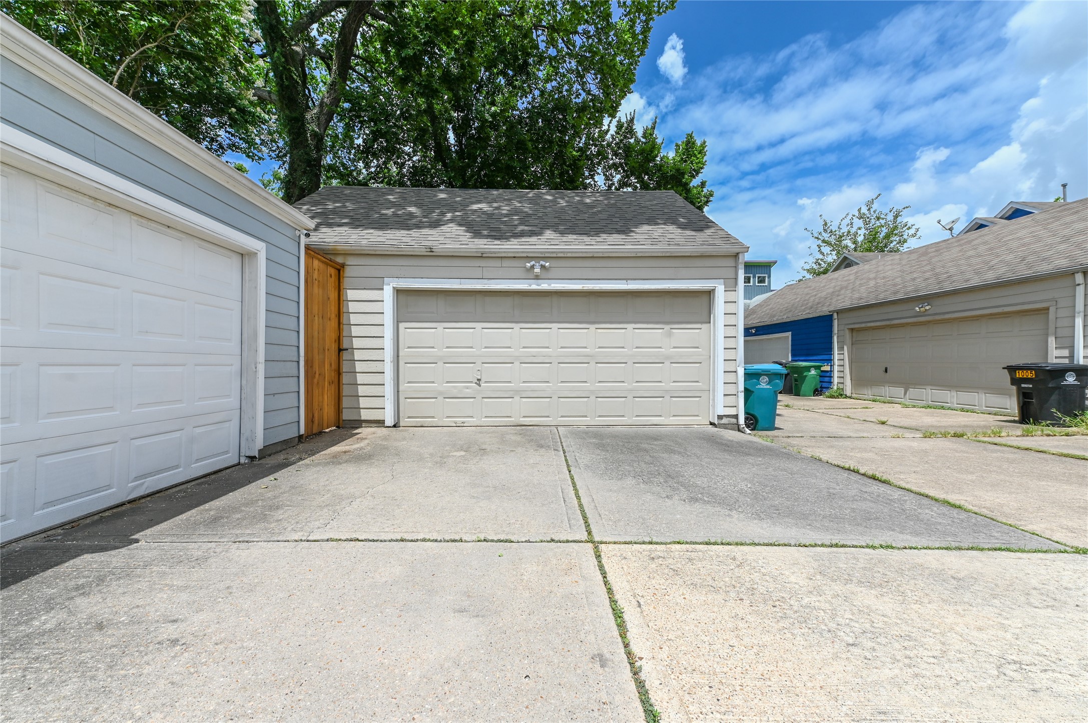 1004 Ruthven Street Property Photo 23