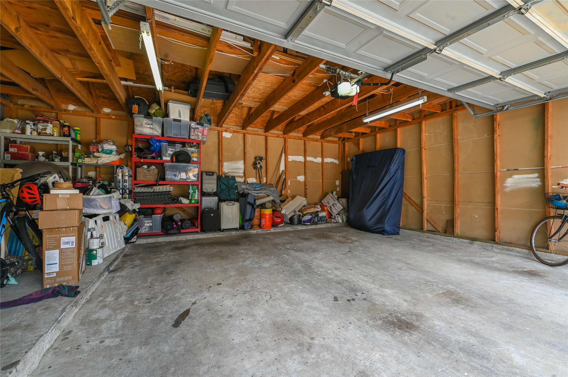1004 Ruthven Street Property Photo 25
