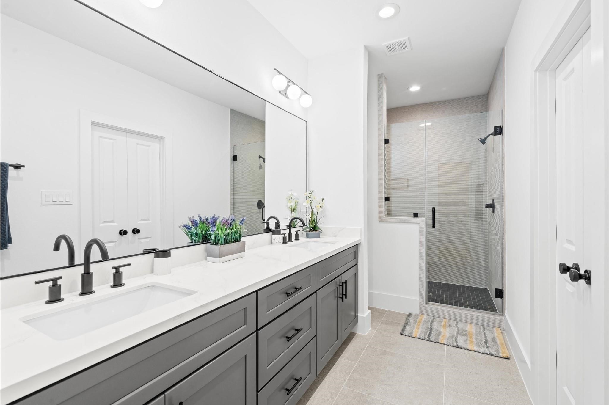 1307 Oak Tree Forest Court Property Photo 21