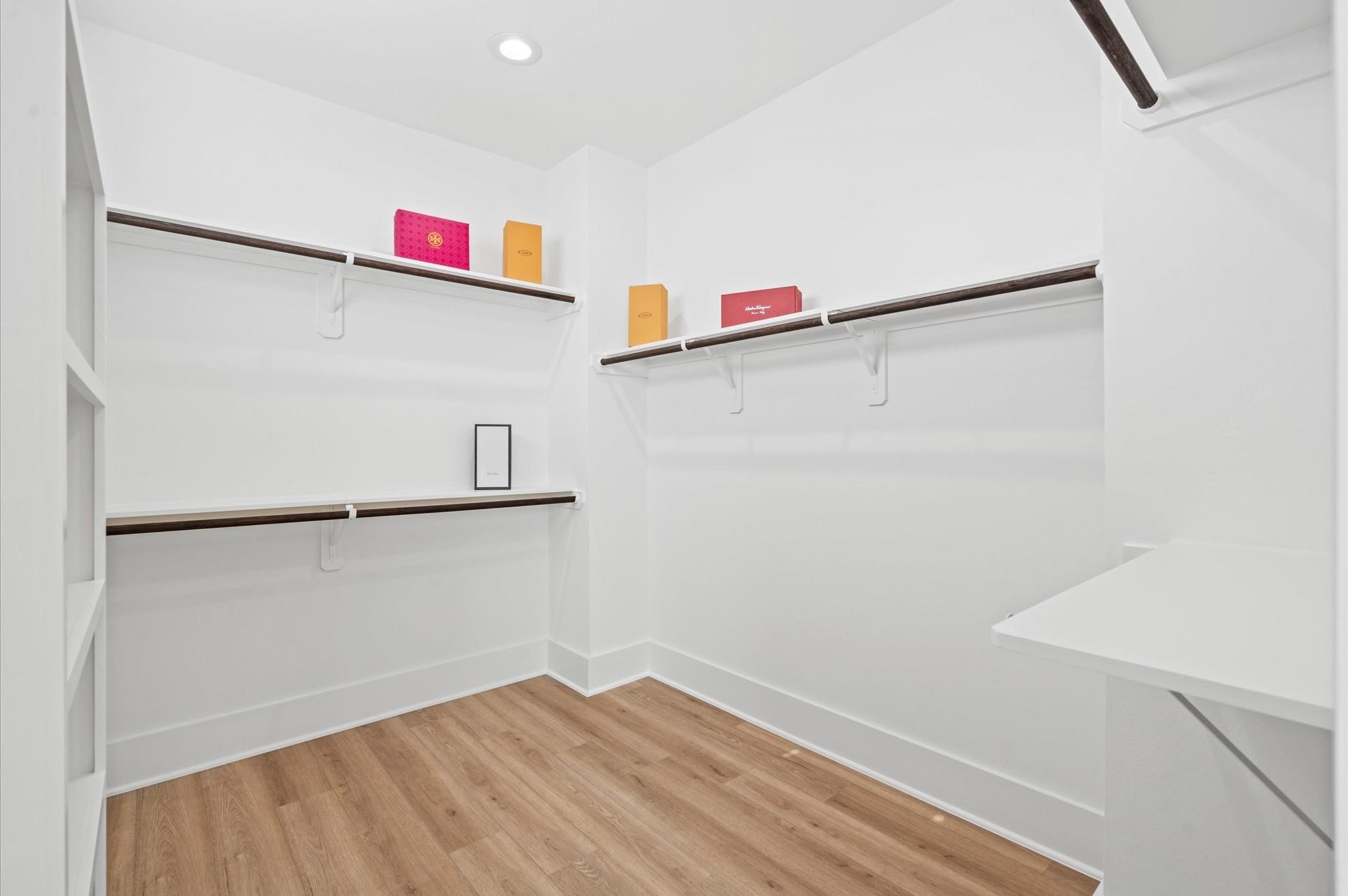 1307 Oak Tree Forest Court Property Photo 22