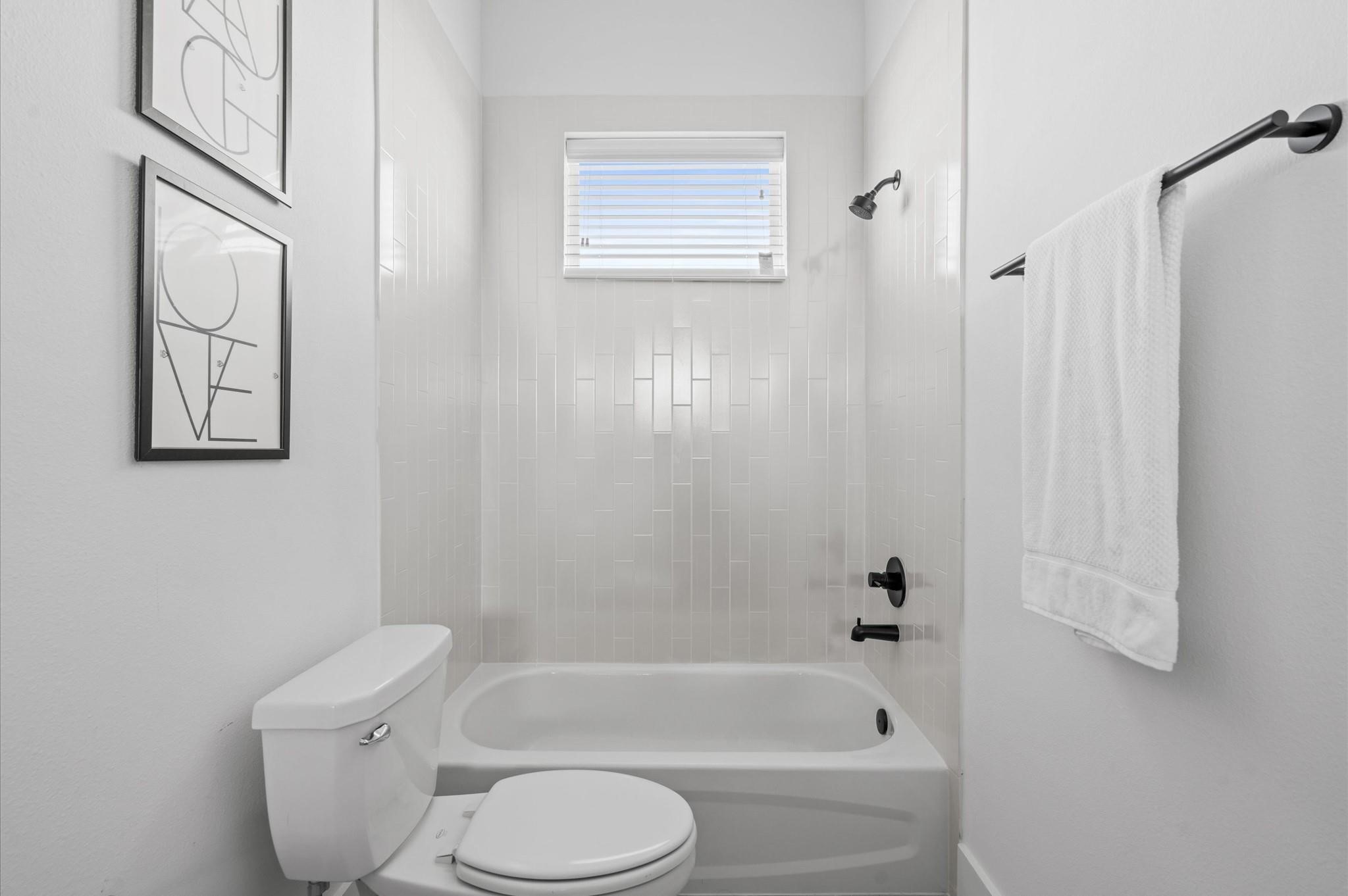 1307 Oak Tree Forest Court Property Photo 26