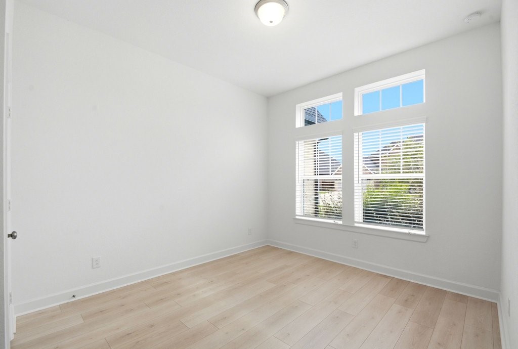 14314 Olive Harbor Trl Property Photo 16