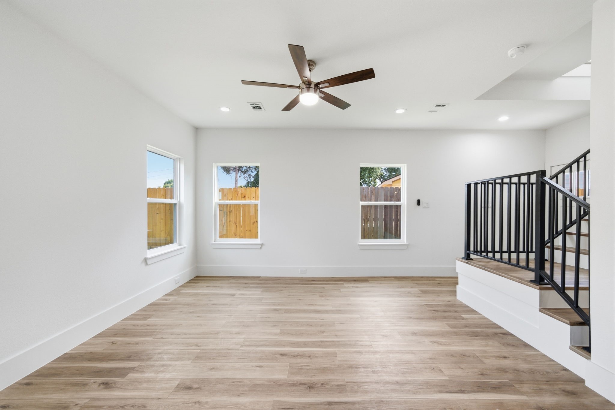 6511 Narcissus Street B Property Photo 15