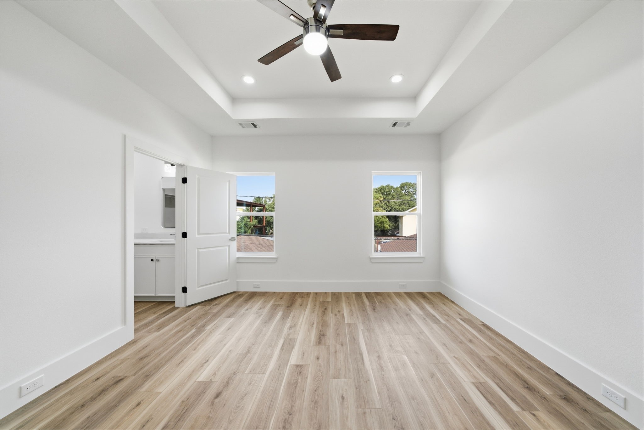 6511 Narcissus Street B Property Photo 19