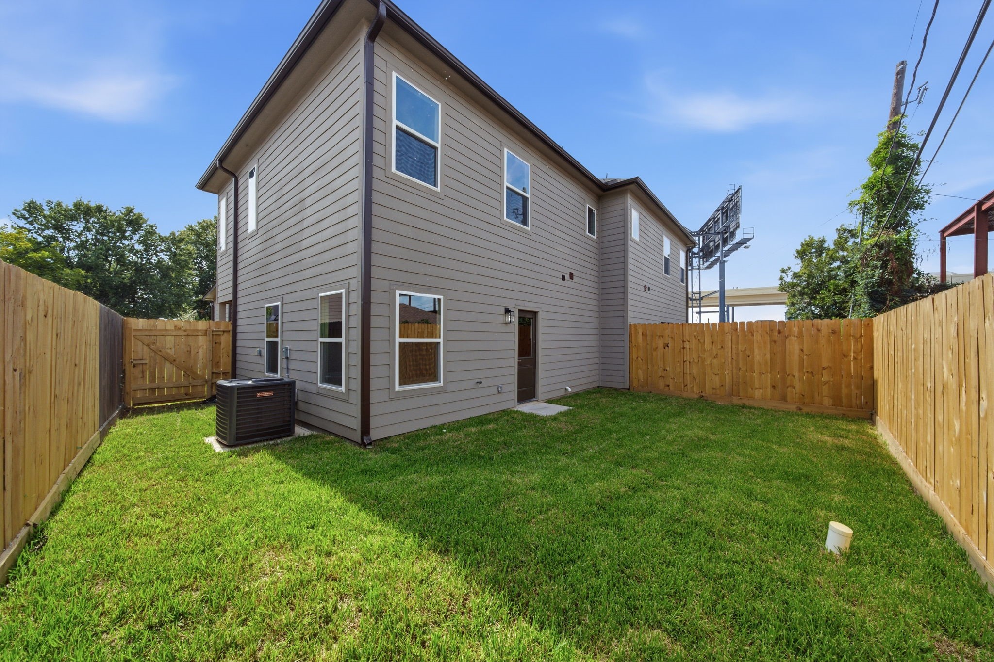 6511 Narcissus Street B Property Photo 27