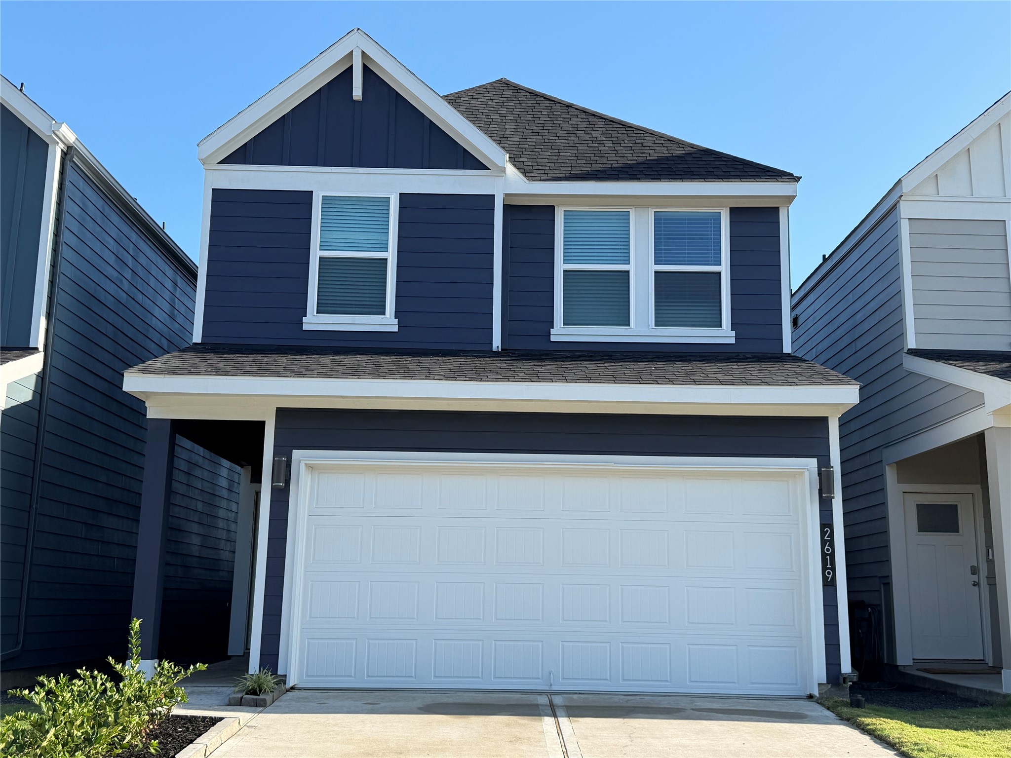 2619 Mchenry Landing Lane Property Photo 1