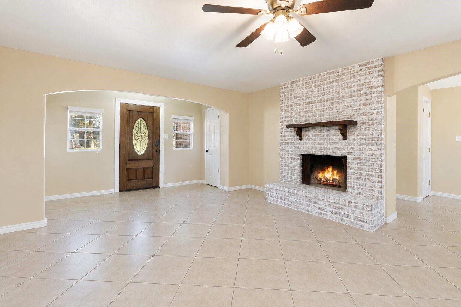 7507 Maple Lane Property Photo 2