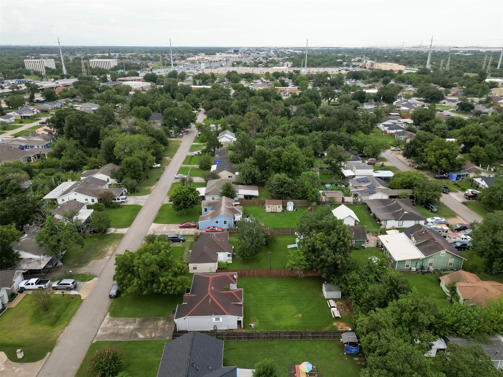 10914 La Crosse Street Property Photo 14