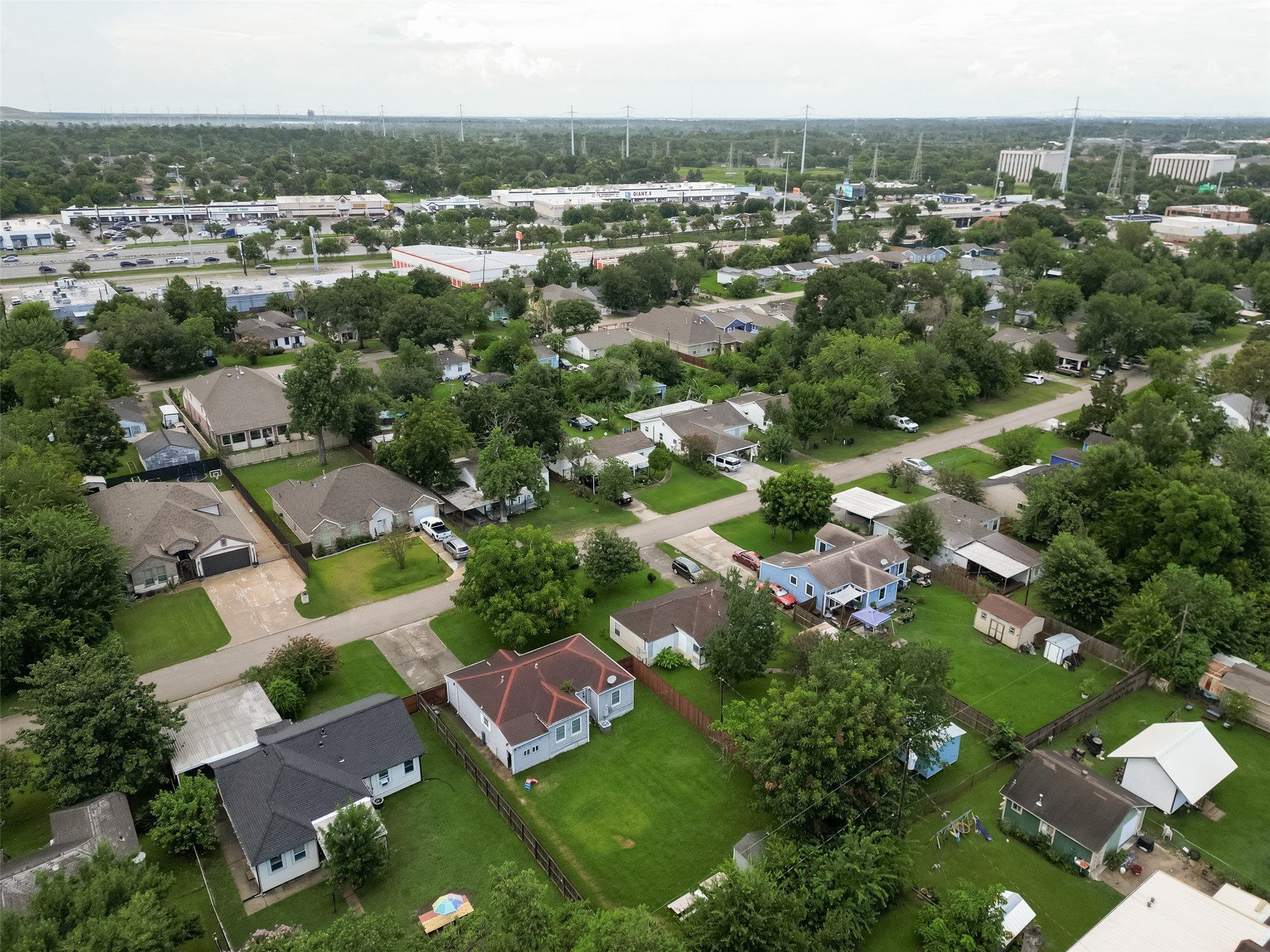 10914 La Crosse Street Property Photo 15