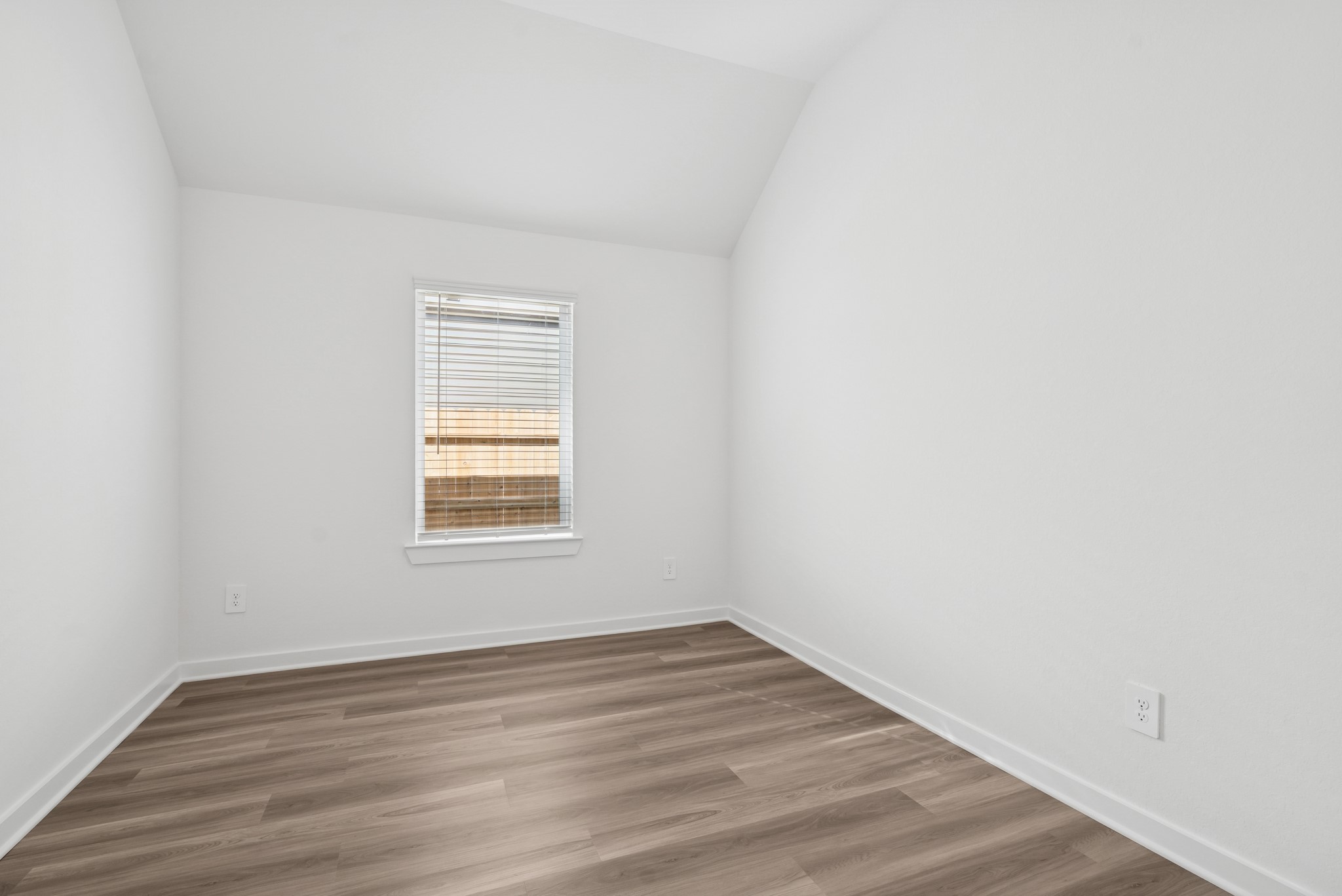 16923 Pin Cherry Leaf Drive Property Photo 18