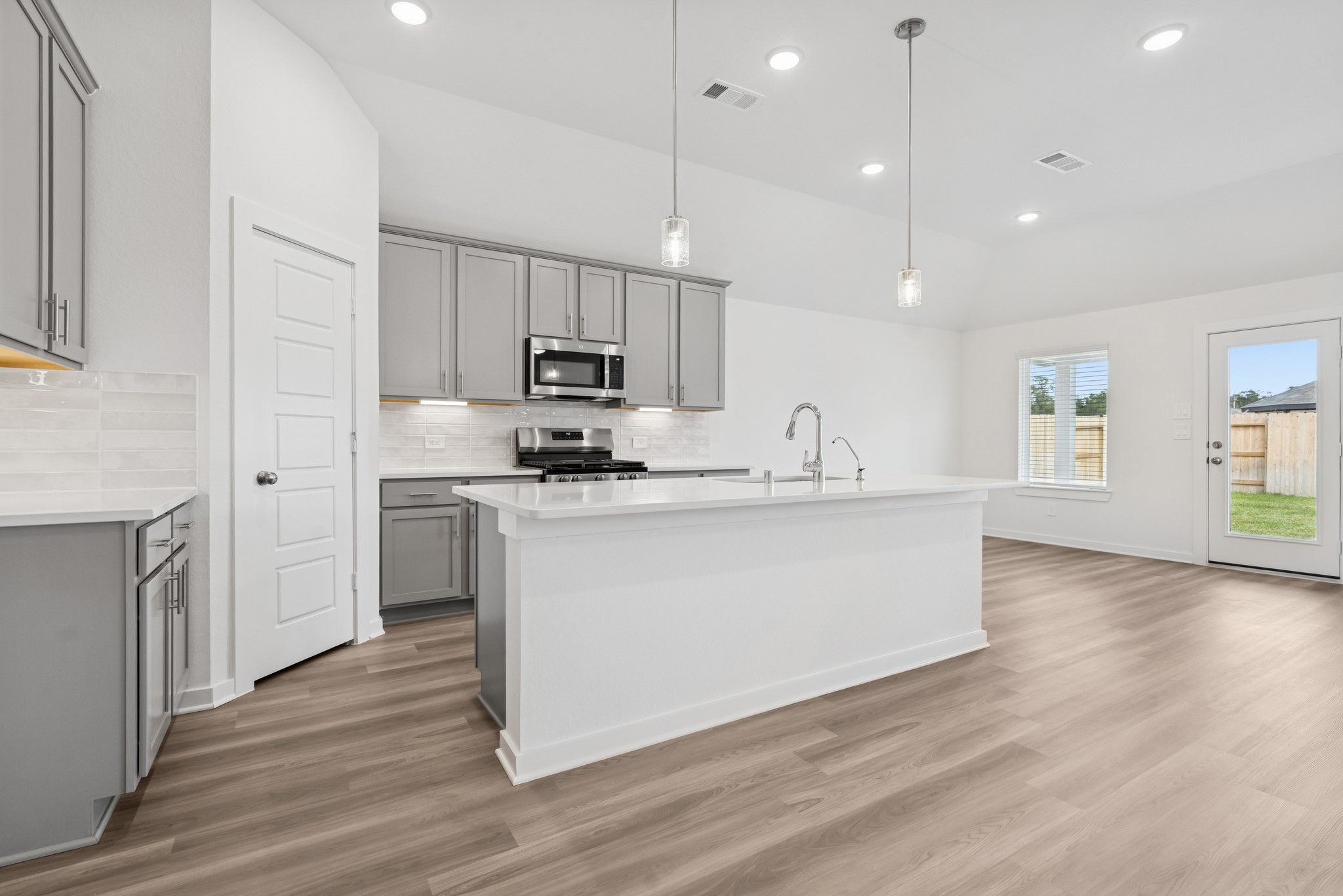 16923 Pin Cherry Leaf Drive Property Photo 28