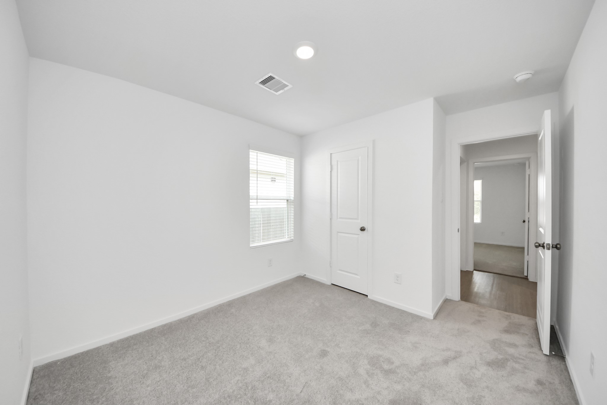 1314 Charlotte Way Property Photo 13