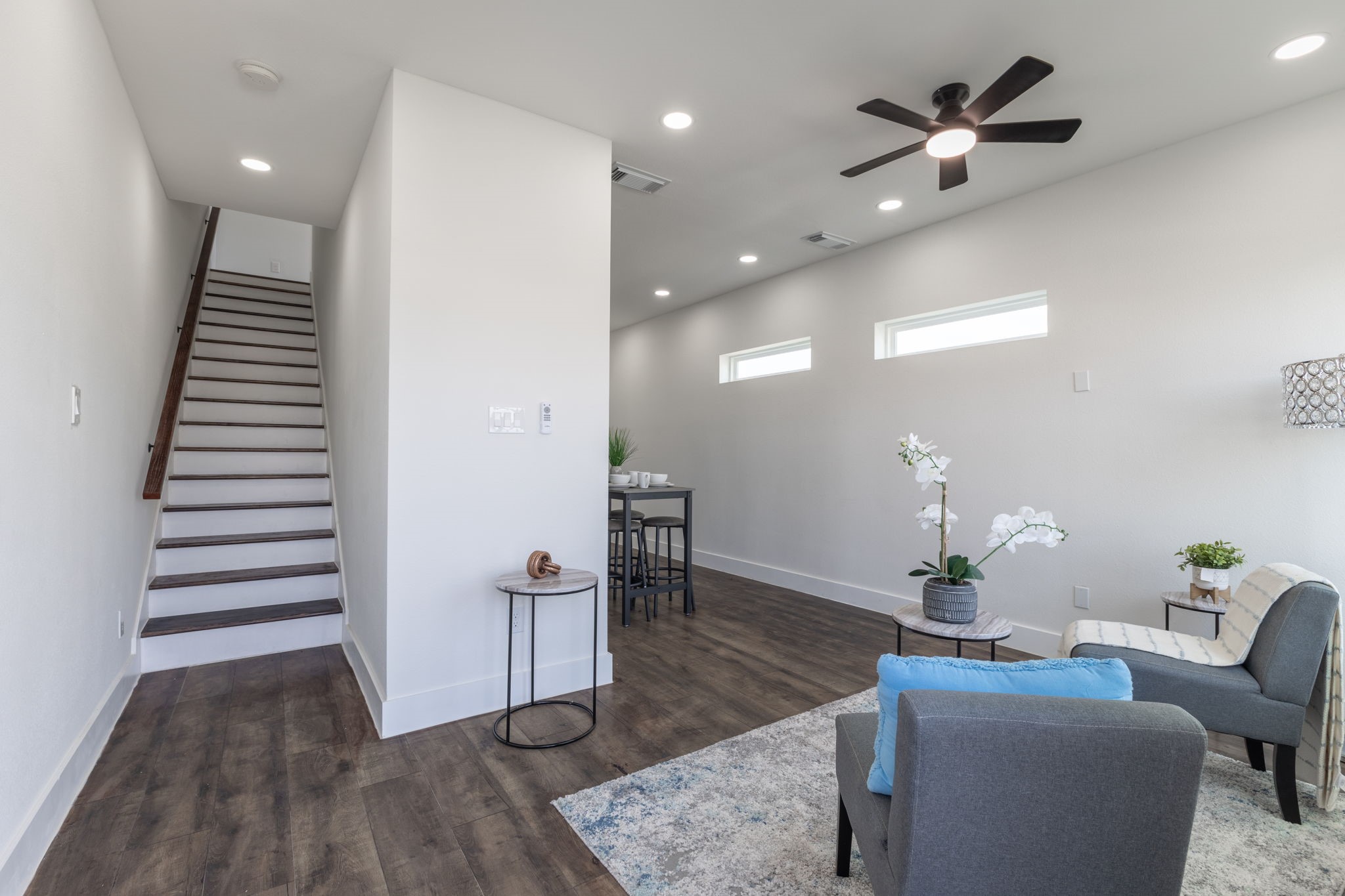 18846 Elegance Avenue Property Photo 8