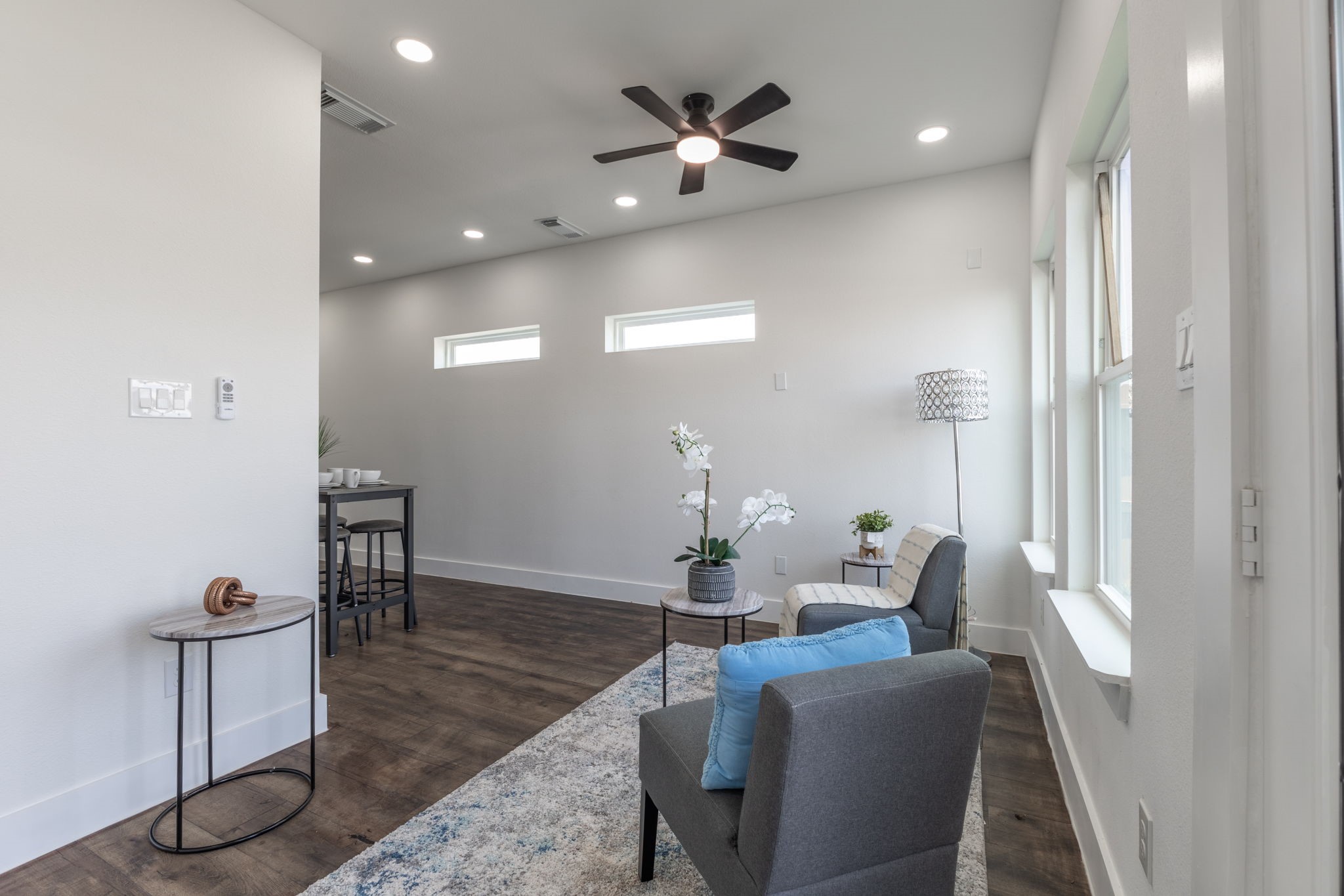 18846 Elegance Avenue Property Photo 9