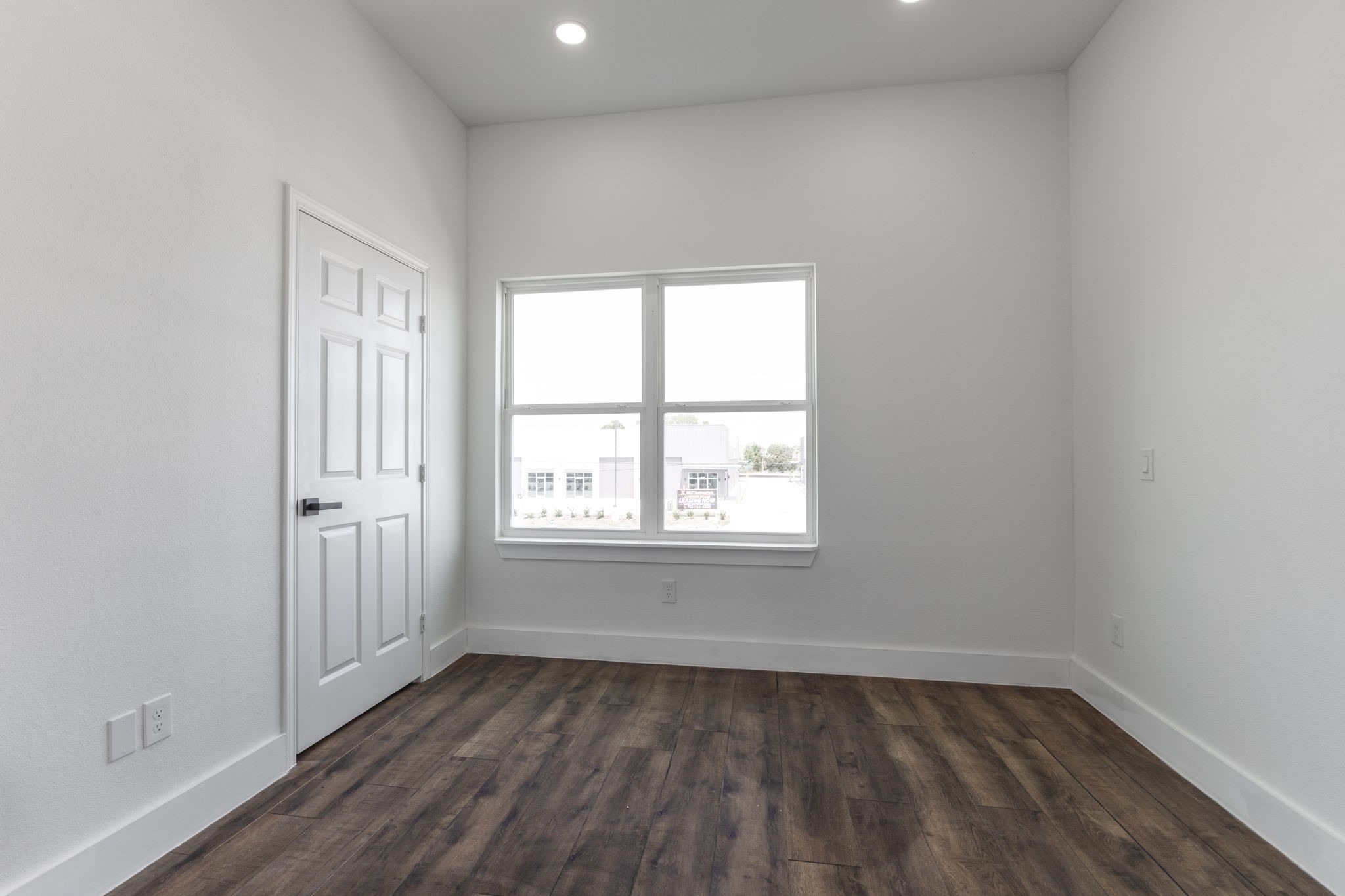 18846 Elegance Avenue Property Photo 20