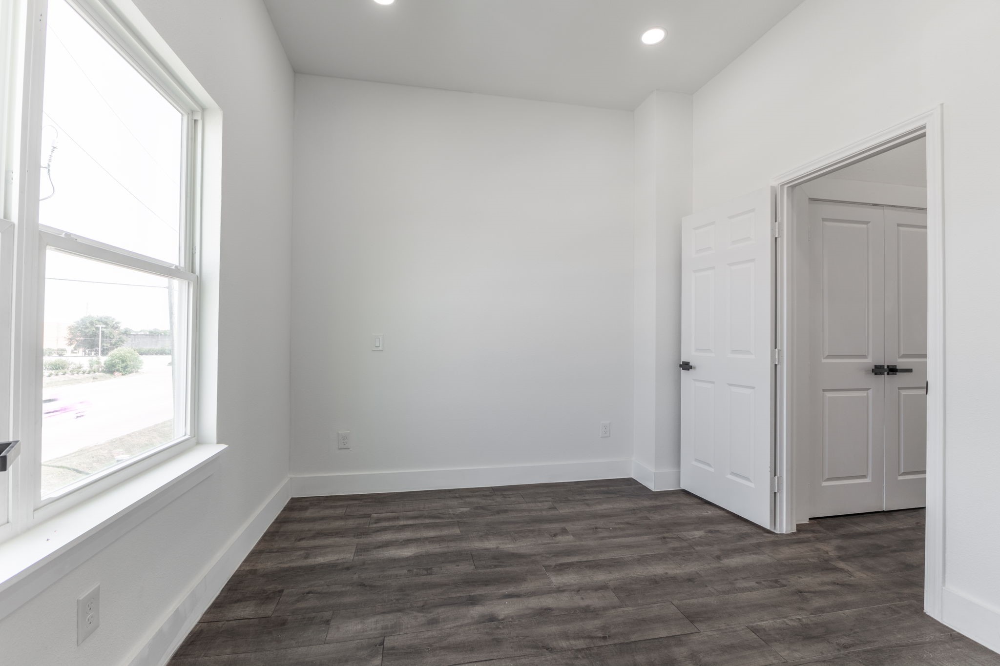 18846 Elegance Avenue Property Photo 21