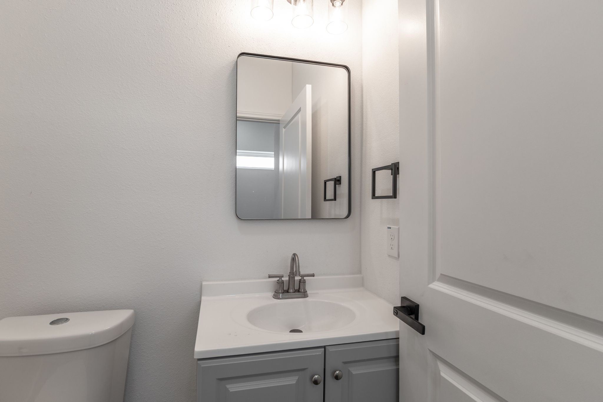 18846 Elegance Avenue Property Photo 25