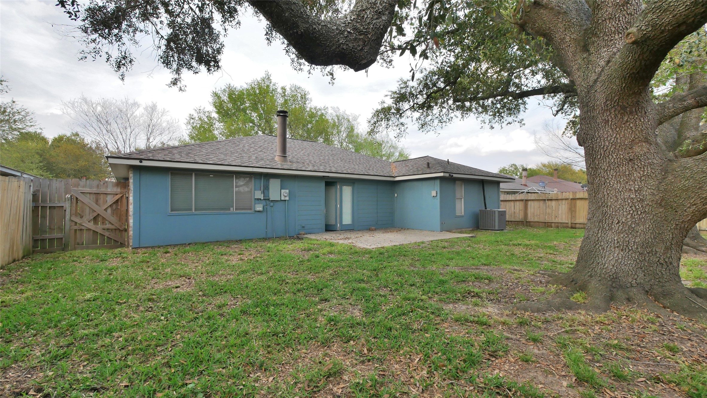 19447 Spanish Needle Drive Property Photo 4
