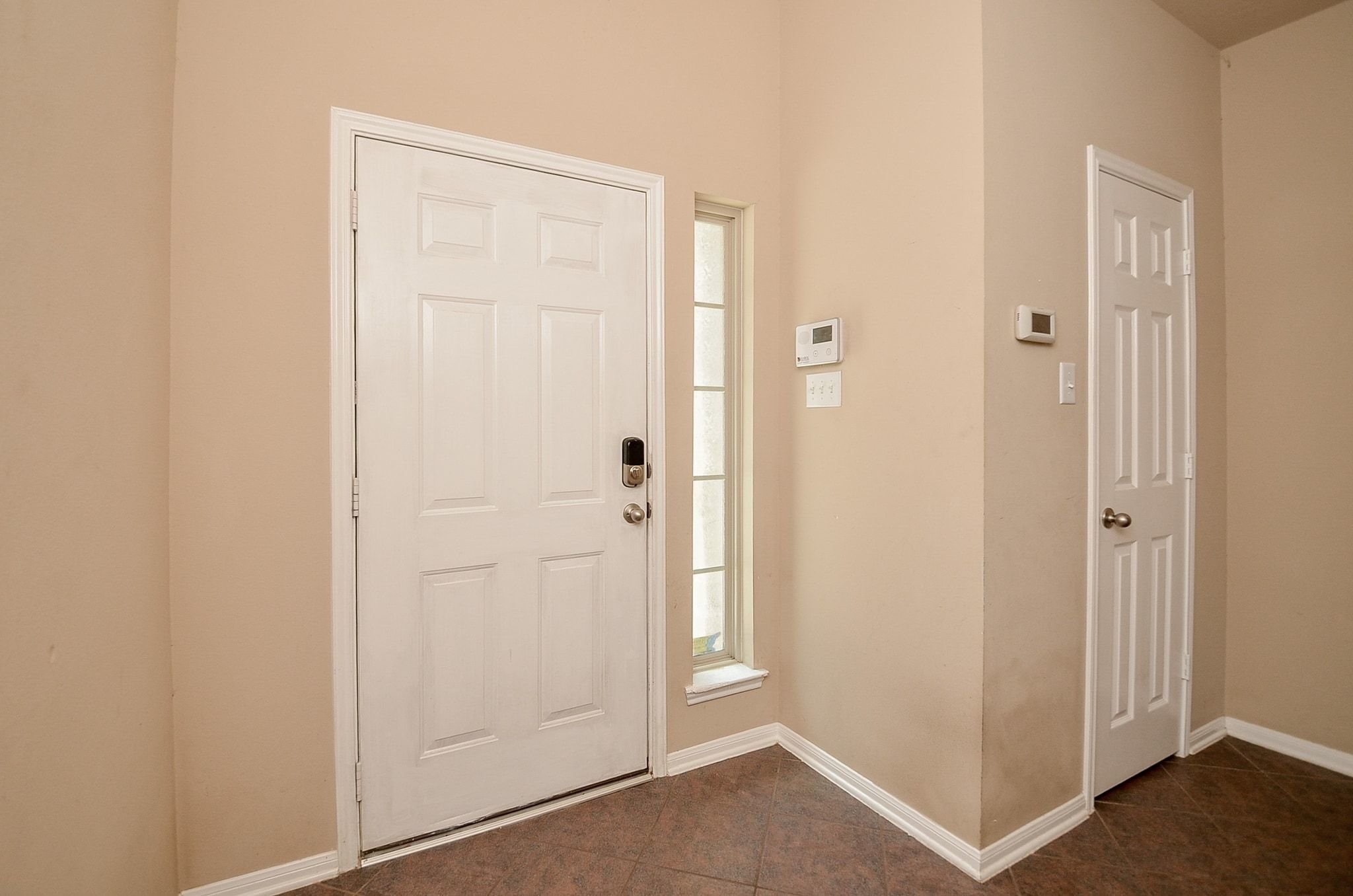 3307 Home Point Drive Property Photo 4