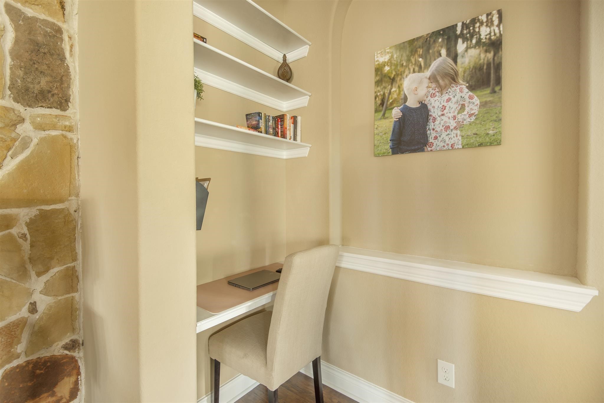 321 Westwood Drive Property Photo 22
