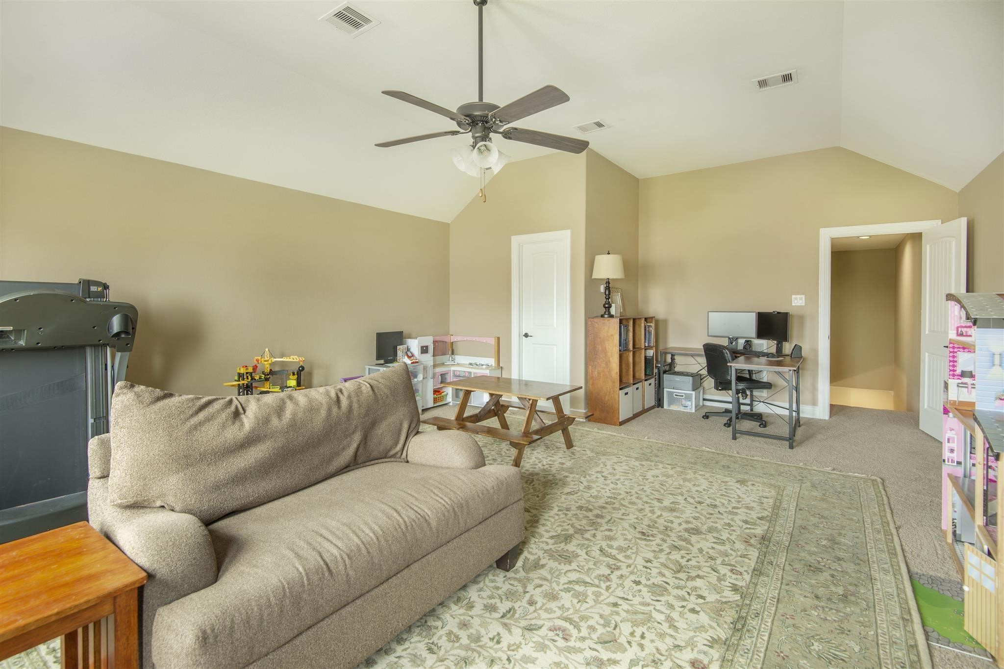 321 Westwood Drive Property Photo 24