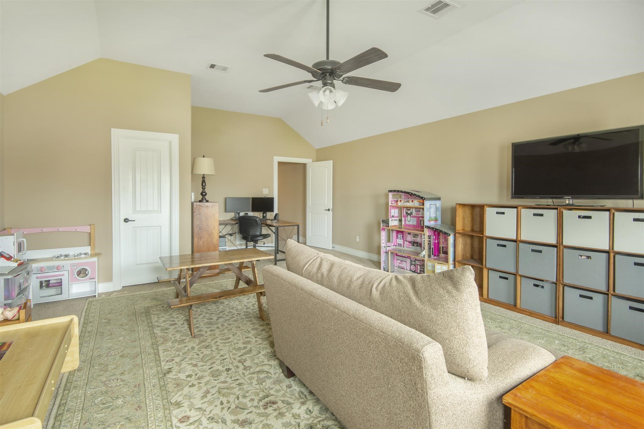 321 Westwood Drive Property Photo 26