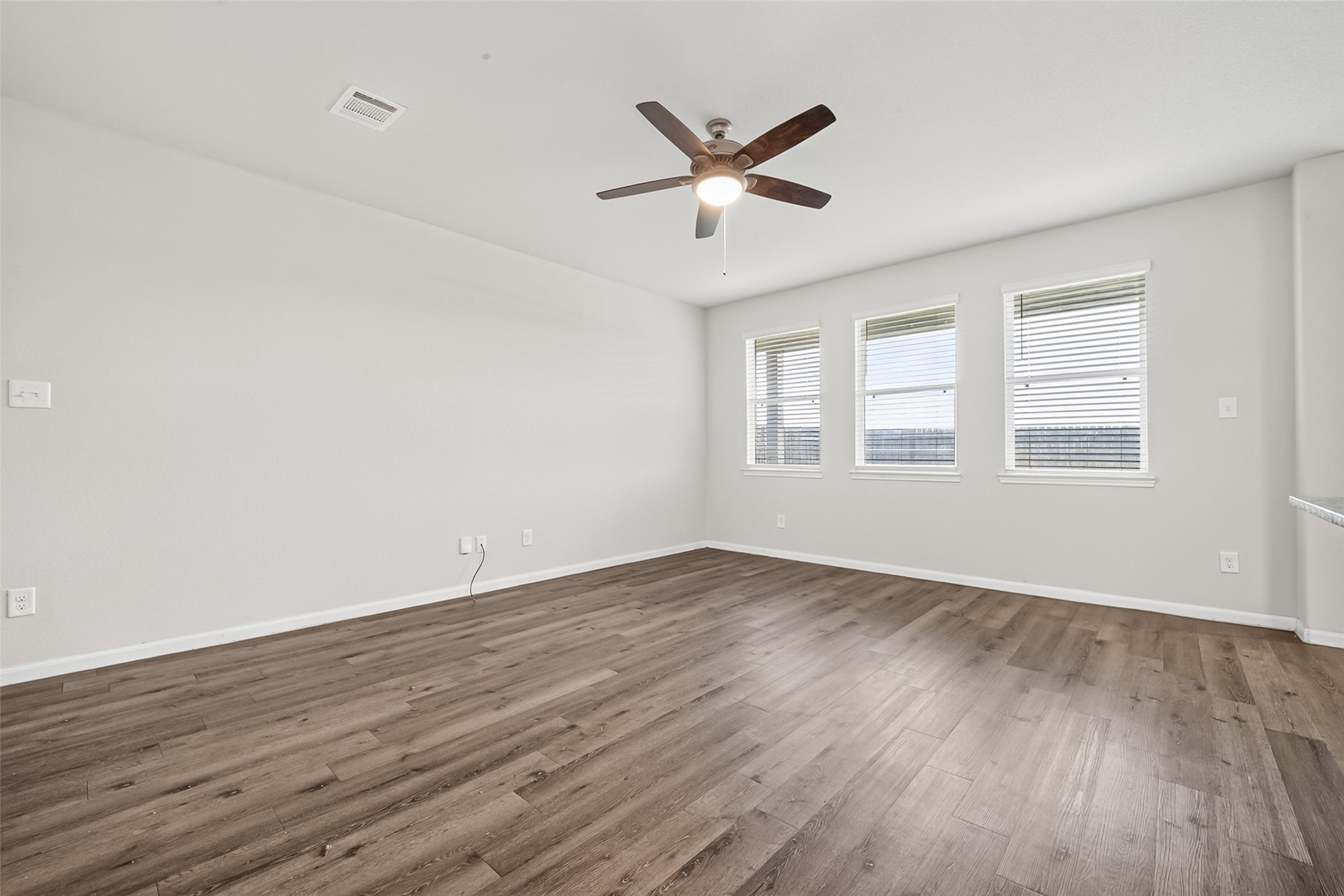 4818 Blue Jacaranda Way Property Photo 7